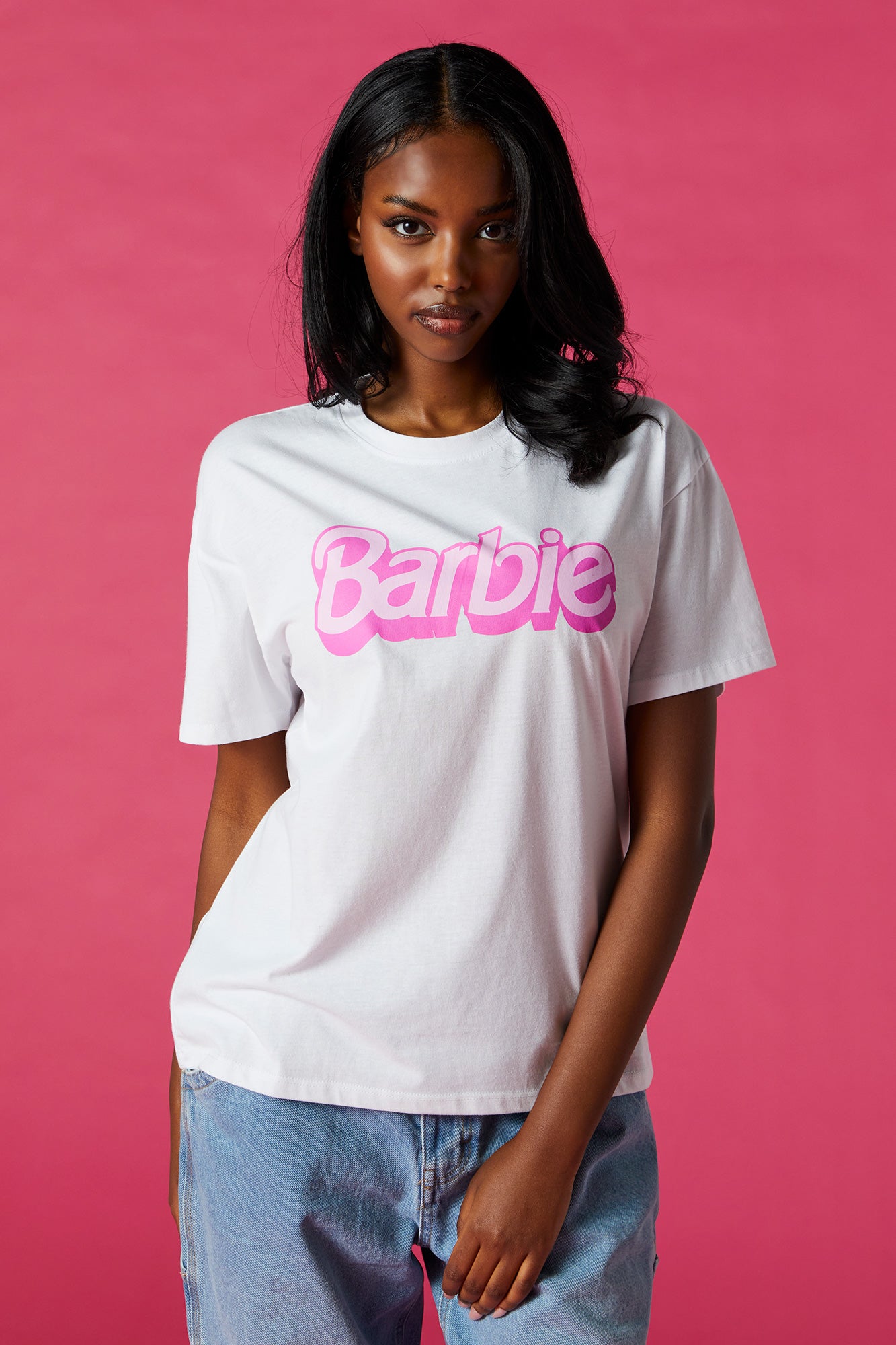 Barbie™ White Graphic Boyfriend T-Shirt – Urban Planet