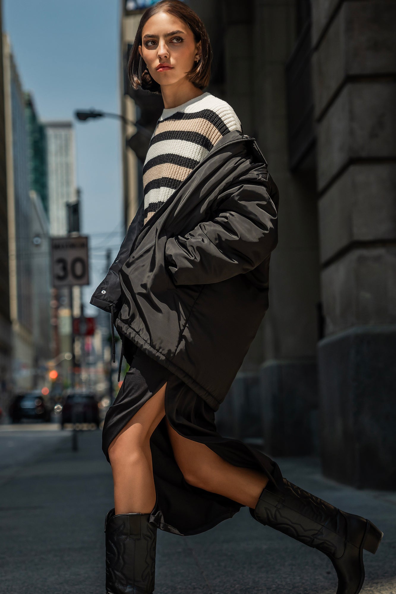 Striped Boxy Cropped Knit Sweater – Urban Planet
