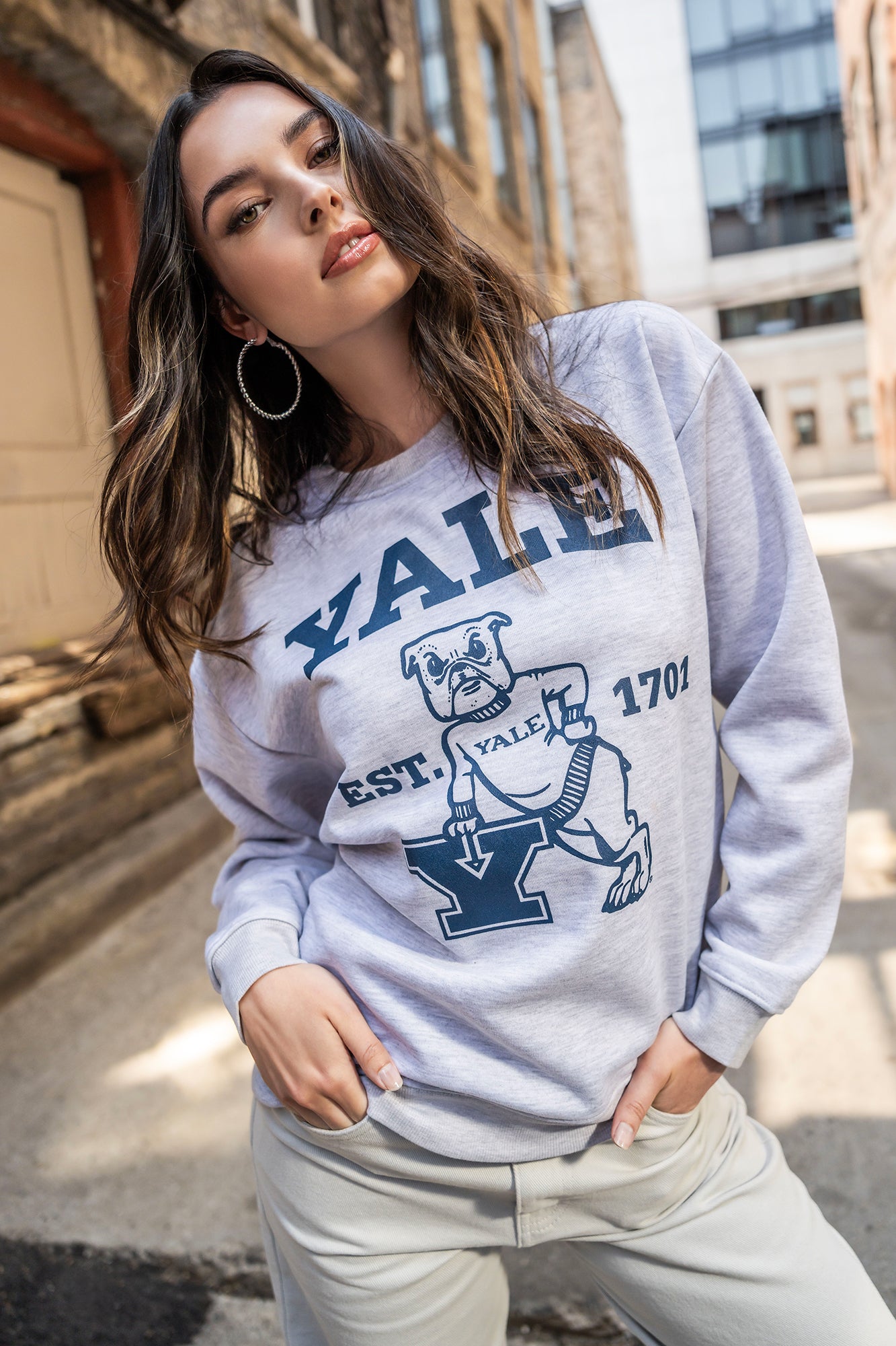 Yale Graphic Fleece Sweatshirt – Urban Planet