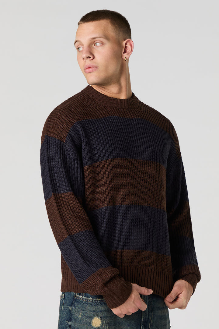 Chandail en tricot rayé