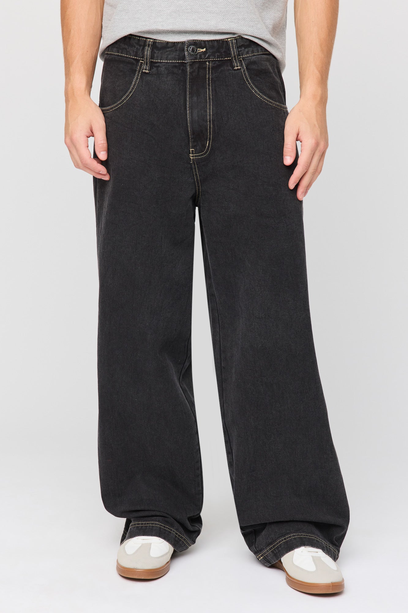 Embroidered Wide Leg Jean – Urban Planet