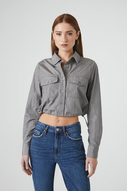 Toggle Hem Cropped Button-Up Top