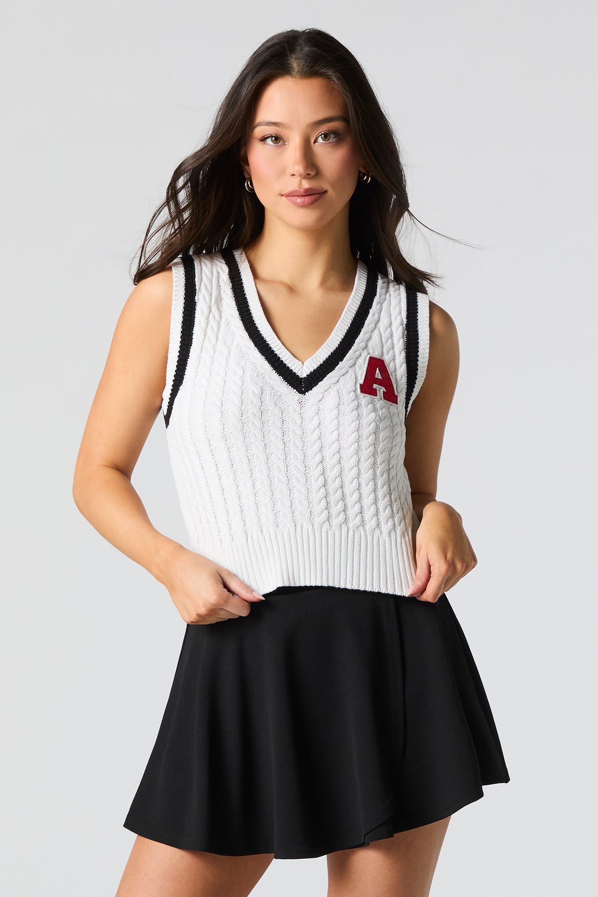 Cable Knit Sweater Vest - White