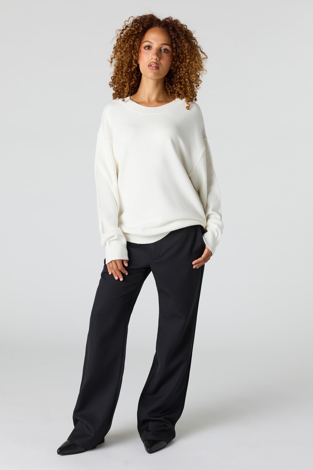 Alt View 3. Loose Fit Sweater - Cream