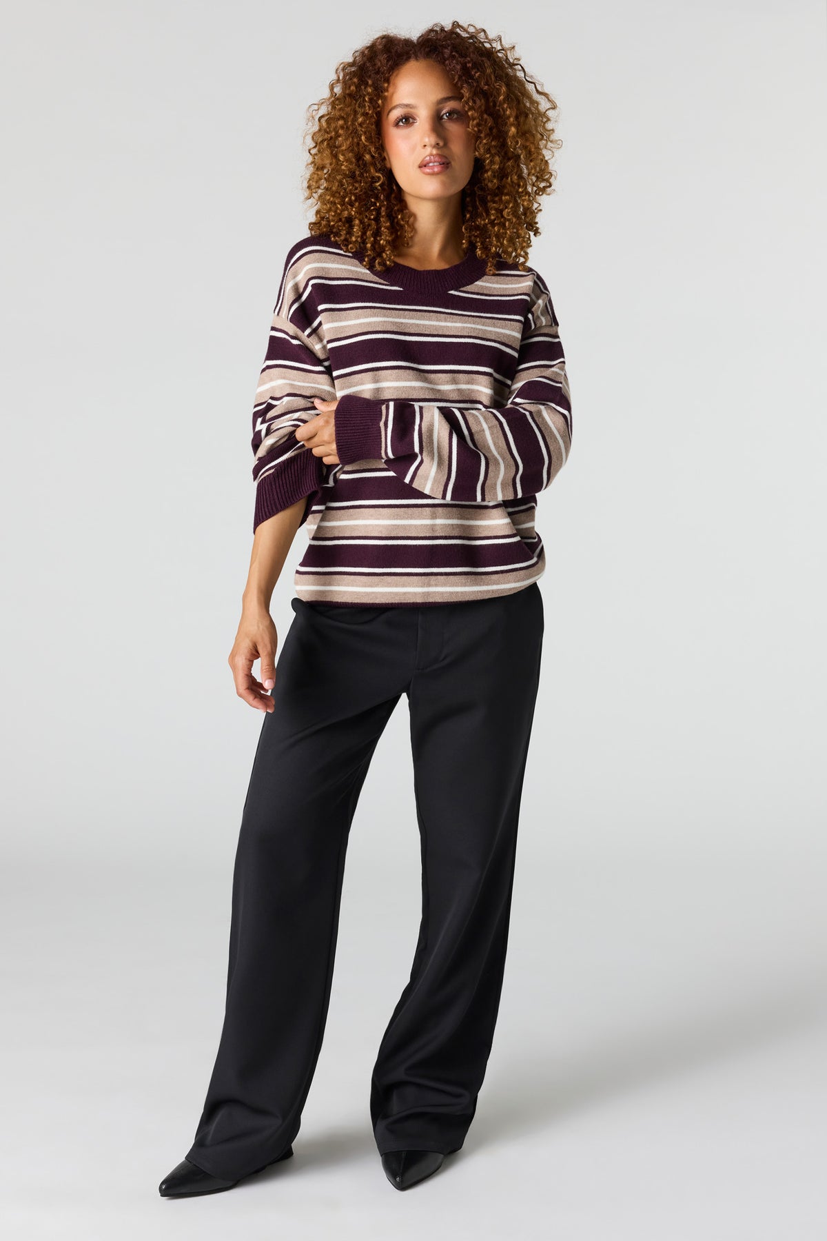 Alt View 3. Loose Fit Sweater - Burgundy