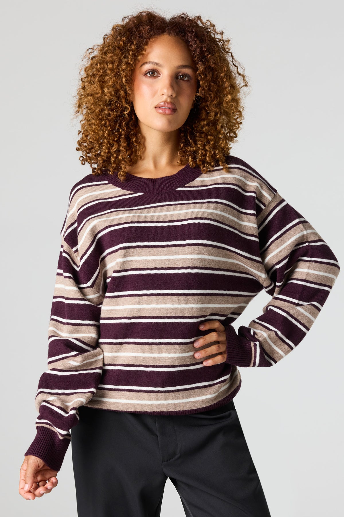 Alt View 4. Loose Fit Sweater - Burgundy