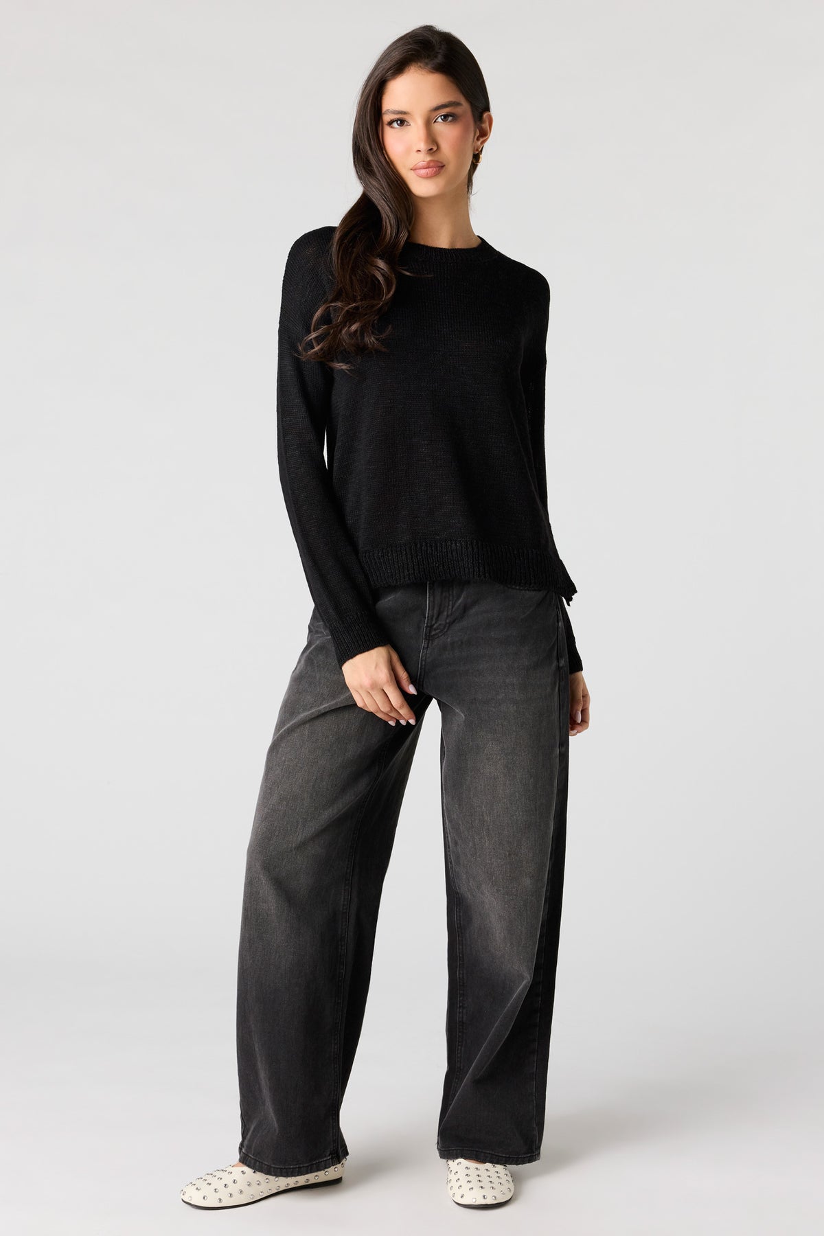 Alt View 3. Loose Fit Sweater - Black