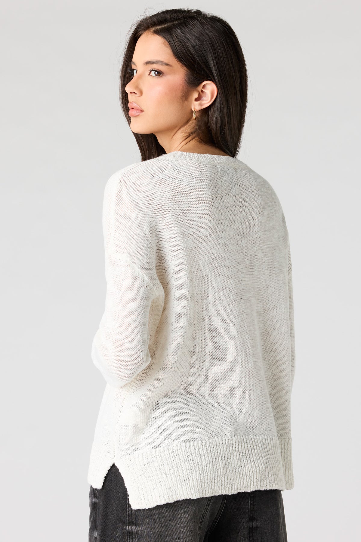 Alt View 2. Loose Fit Sweater - White