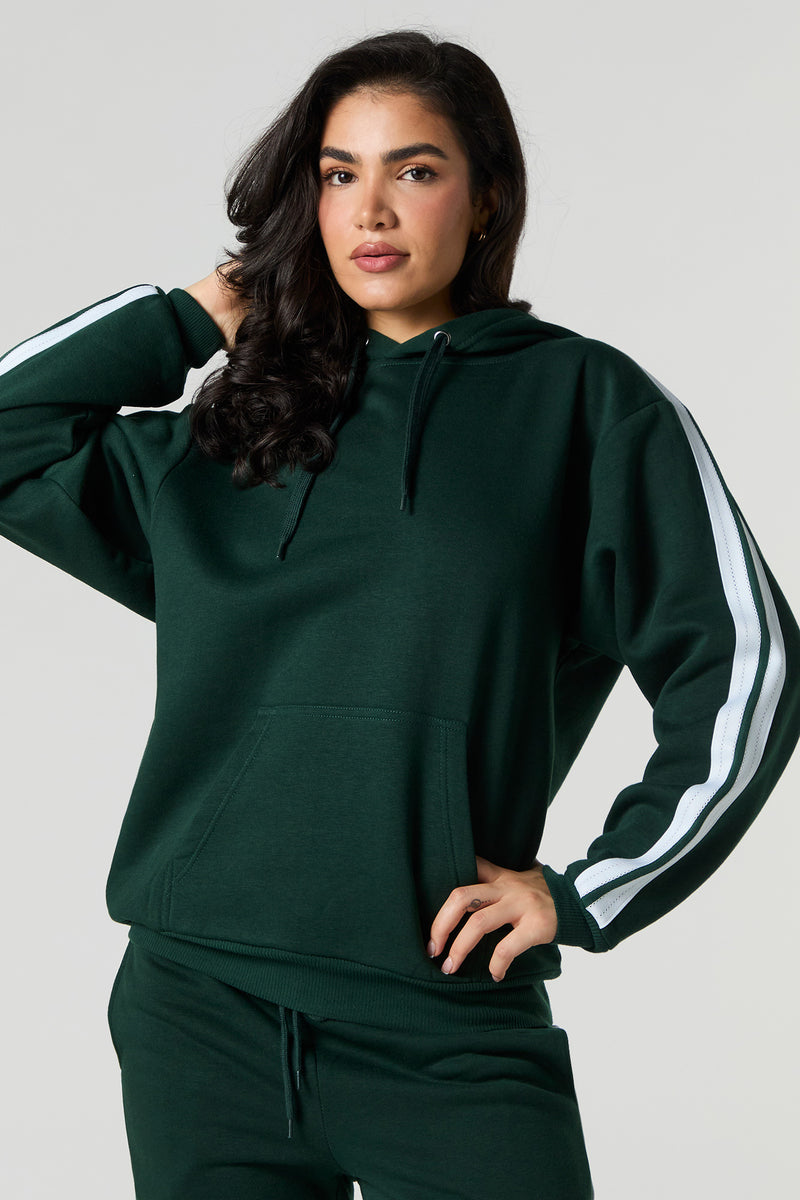 Haut à capuchon rayé en molleton