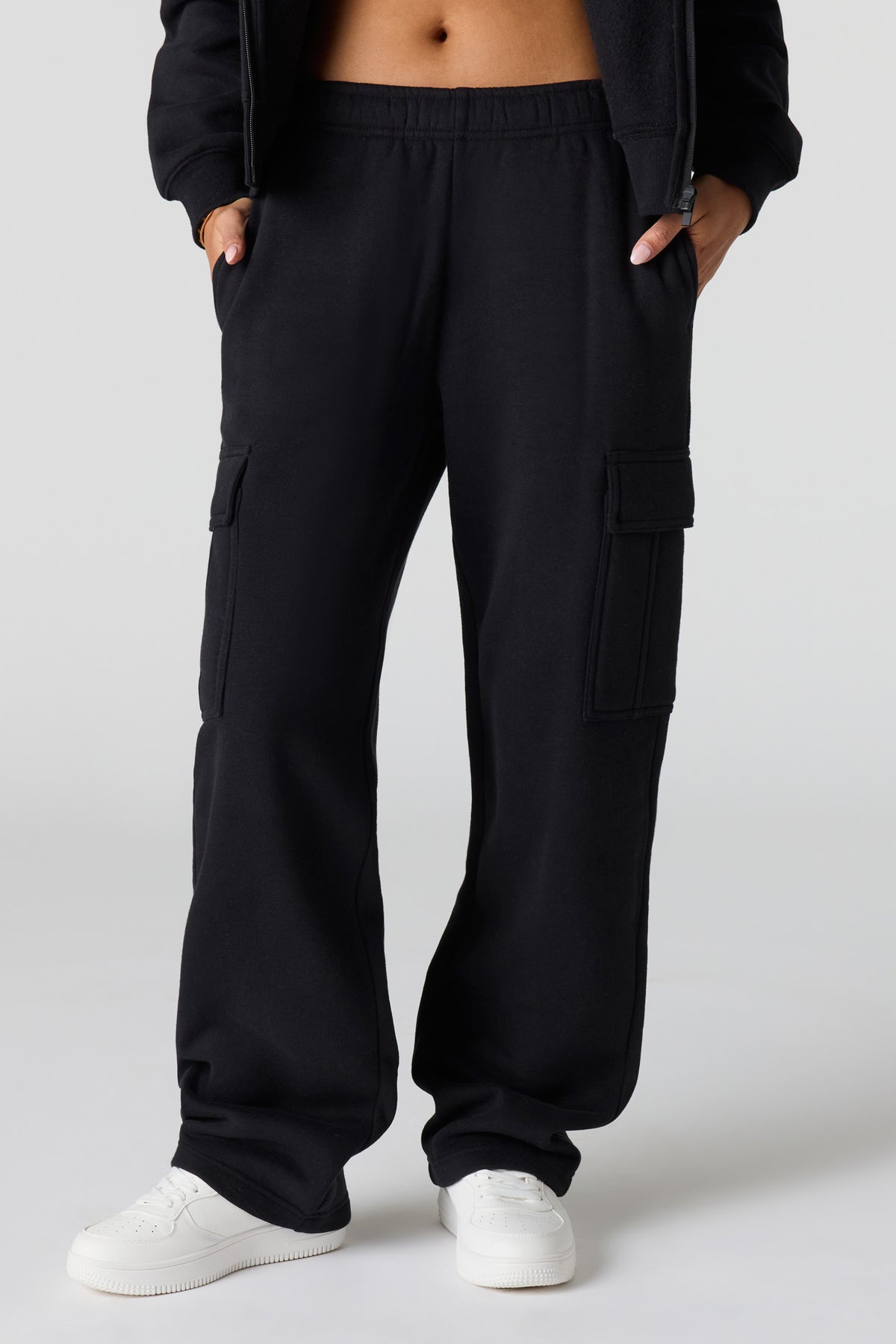 Alt View 2. Premium Fleece Grande Cargo Sweatpant - Black