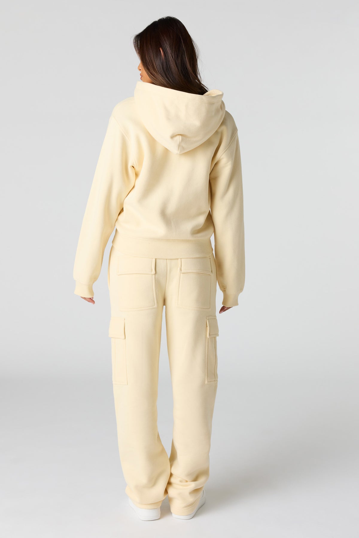 Vue alternative 3. Pantalon d'entraînement cargo en tissu bouclé de luxe