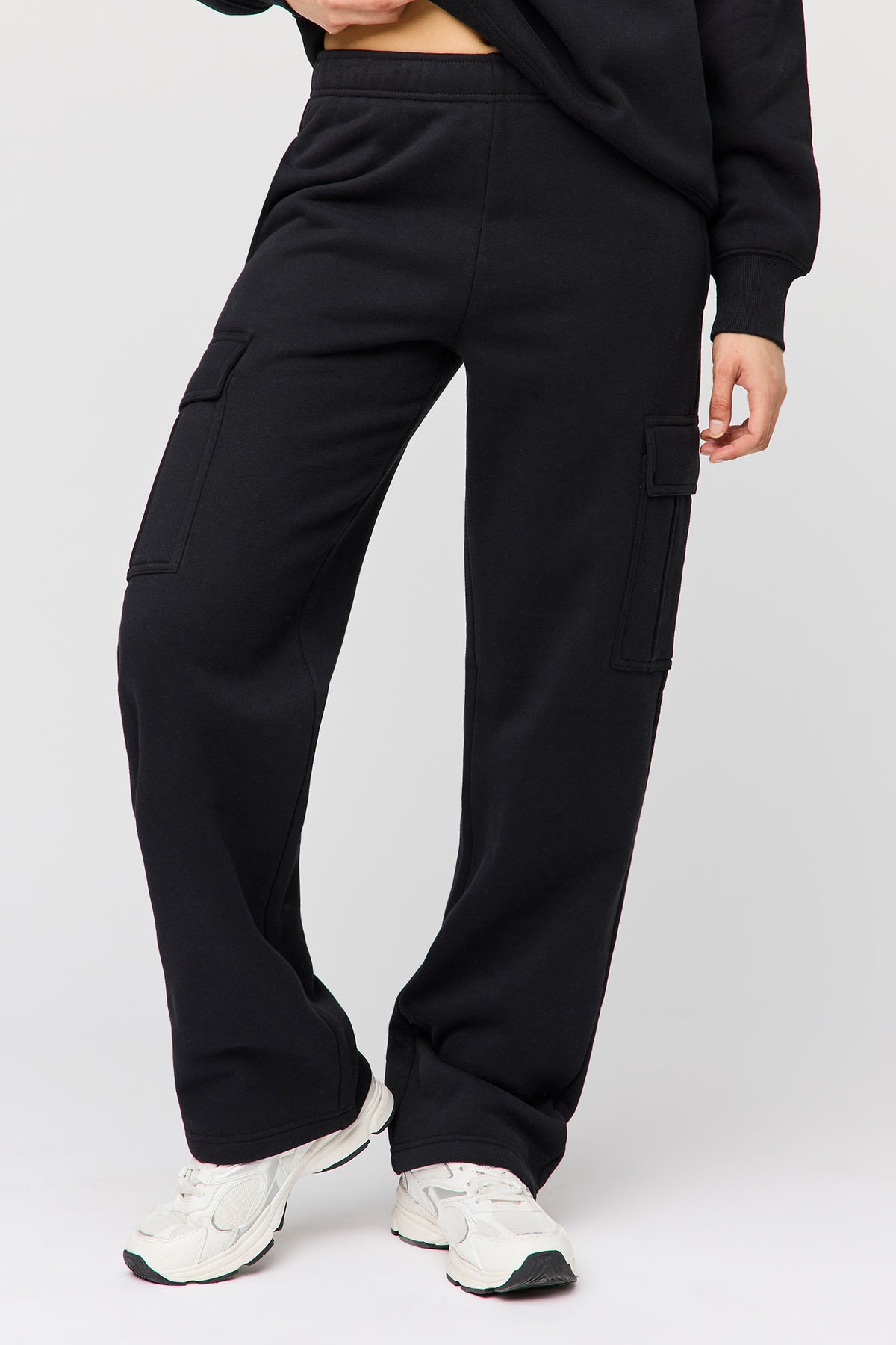 Alt View 2. Premium Fleece Grande Cargo Sweatpant - Black