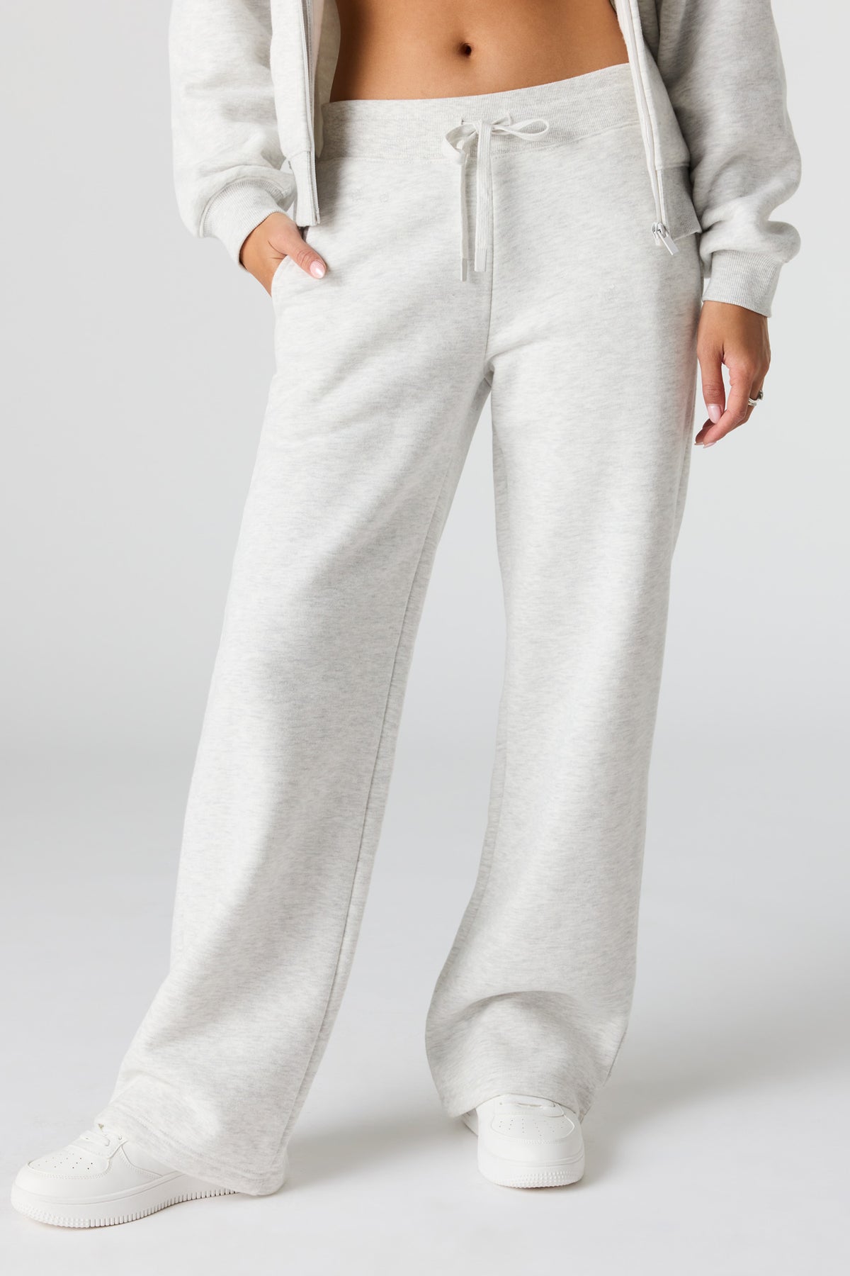 Vue alternative 2. Pantalon d'entraînement à jambe droite en tissu bouclé de luxe