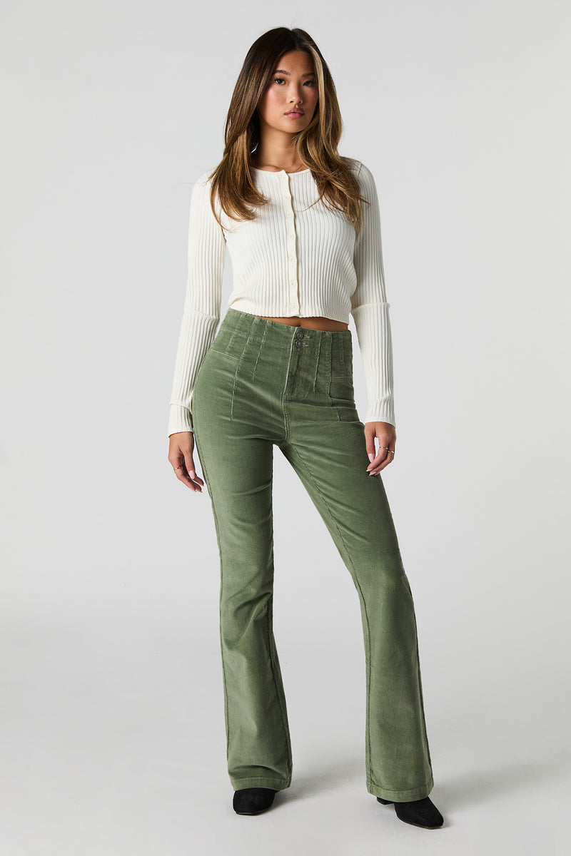 Pantalon en velours côtelé à jambe évasée