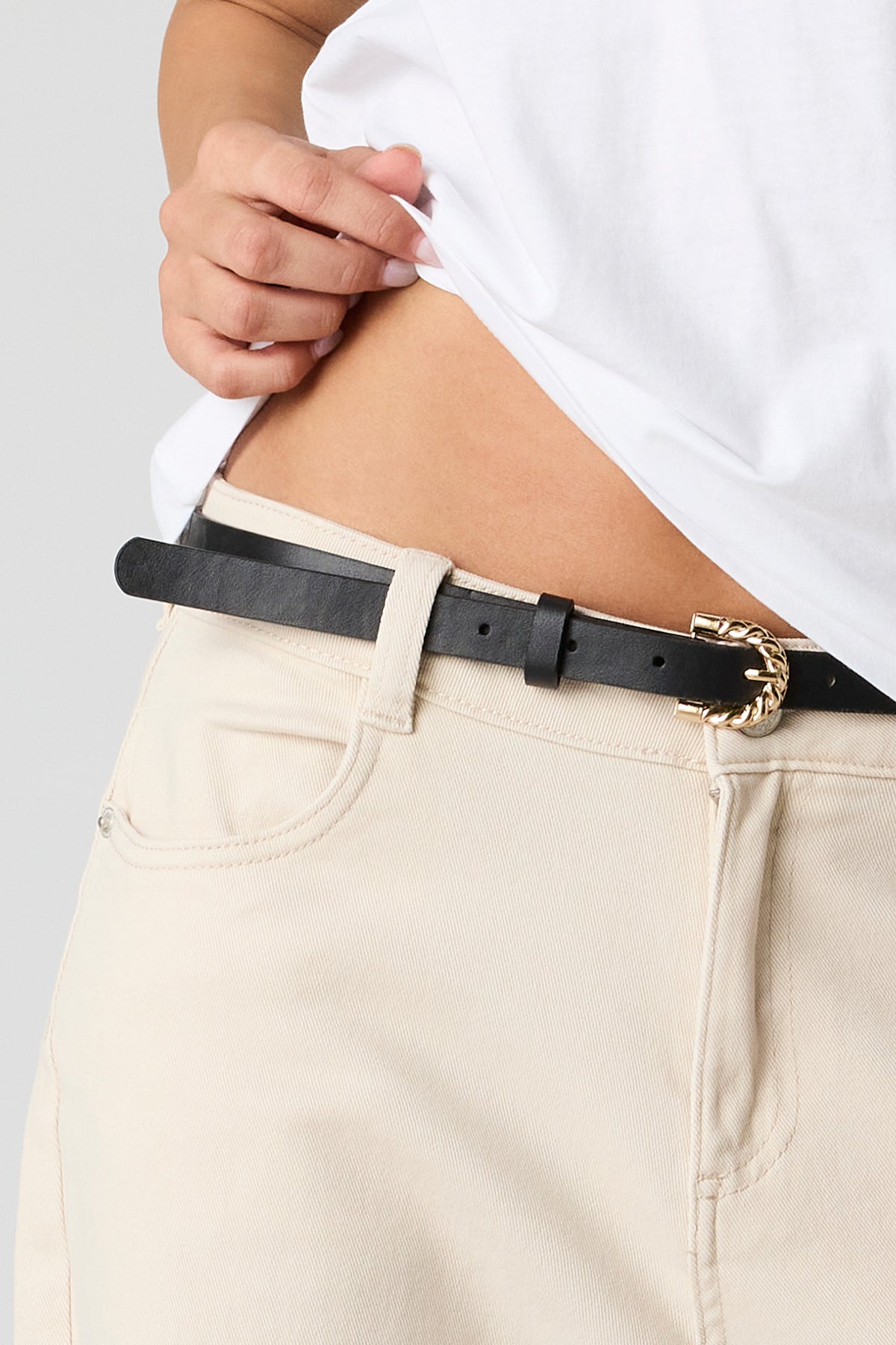 Alt View 4. Mid Rise Barrel Leg Pant - Oatmeal