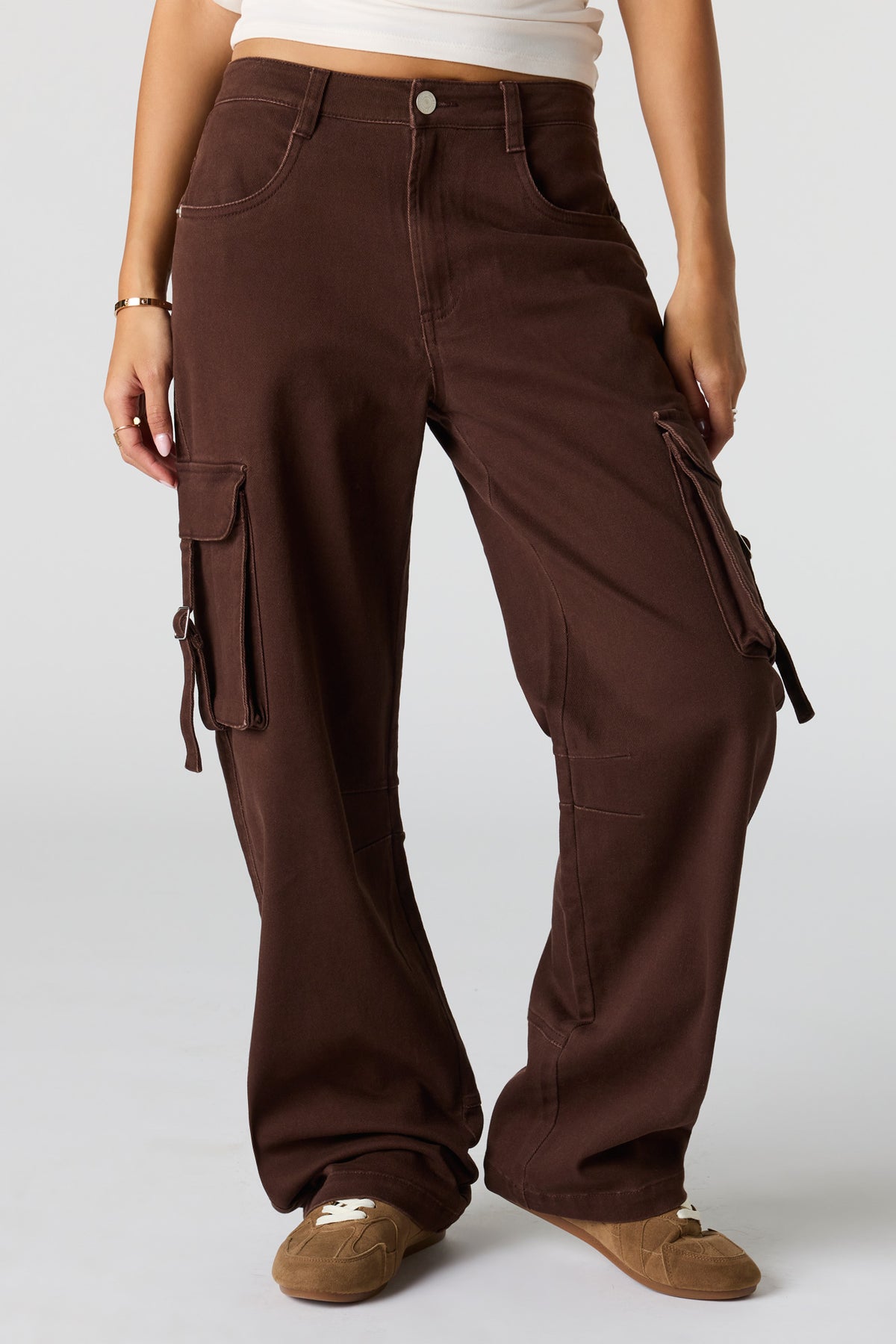 Alt View 2. Low Rise Cargo Pant - Brown