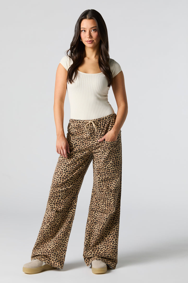 Pantalon cargo à jambe large avec taille coulissante