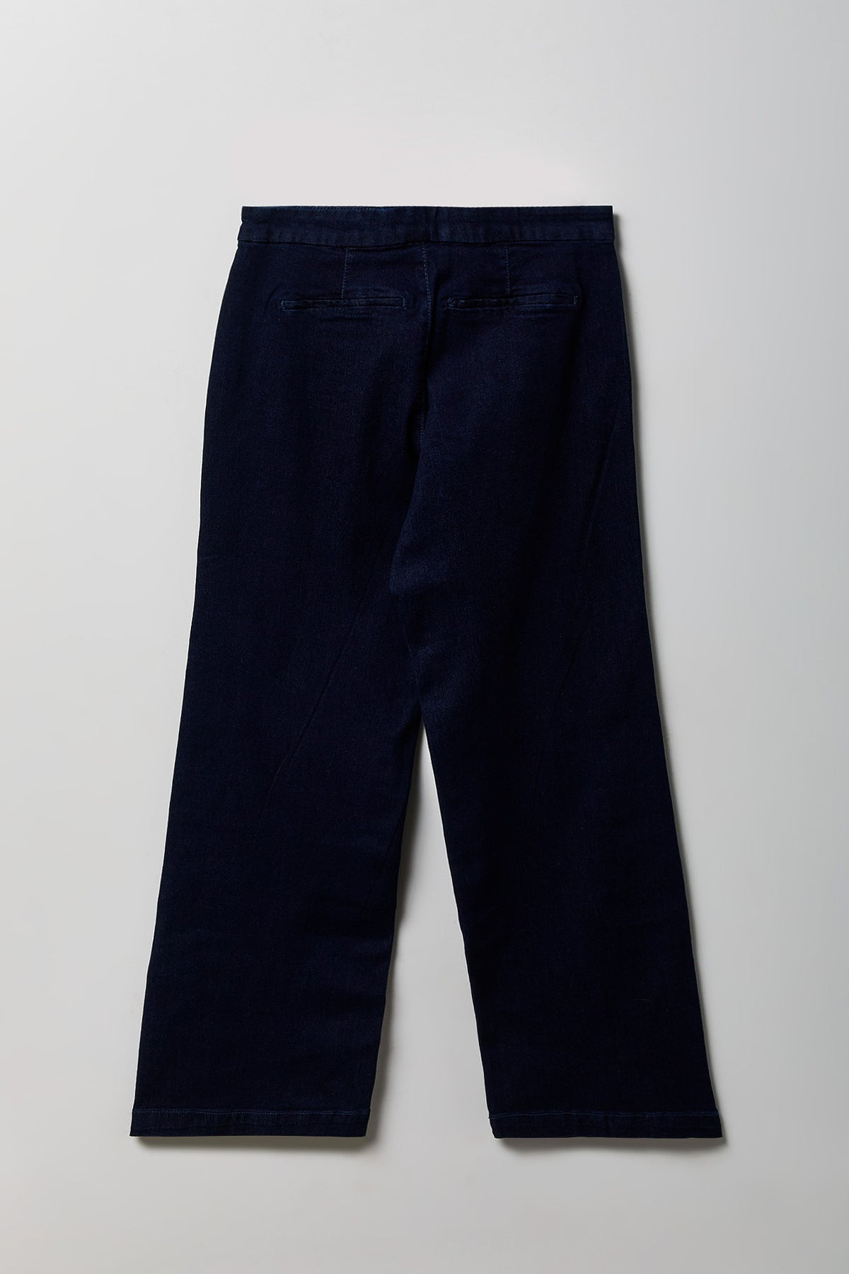 Alt View 2. Straight Leg Jean - Rinse Denim