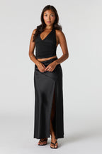 Jupe midi fluide en satin avec fente