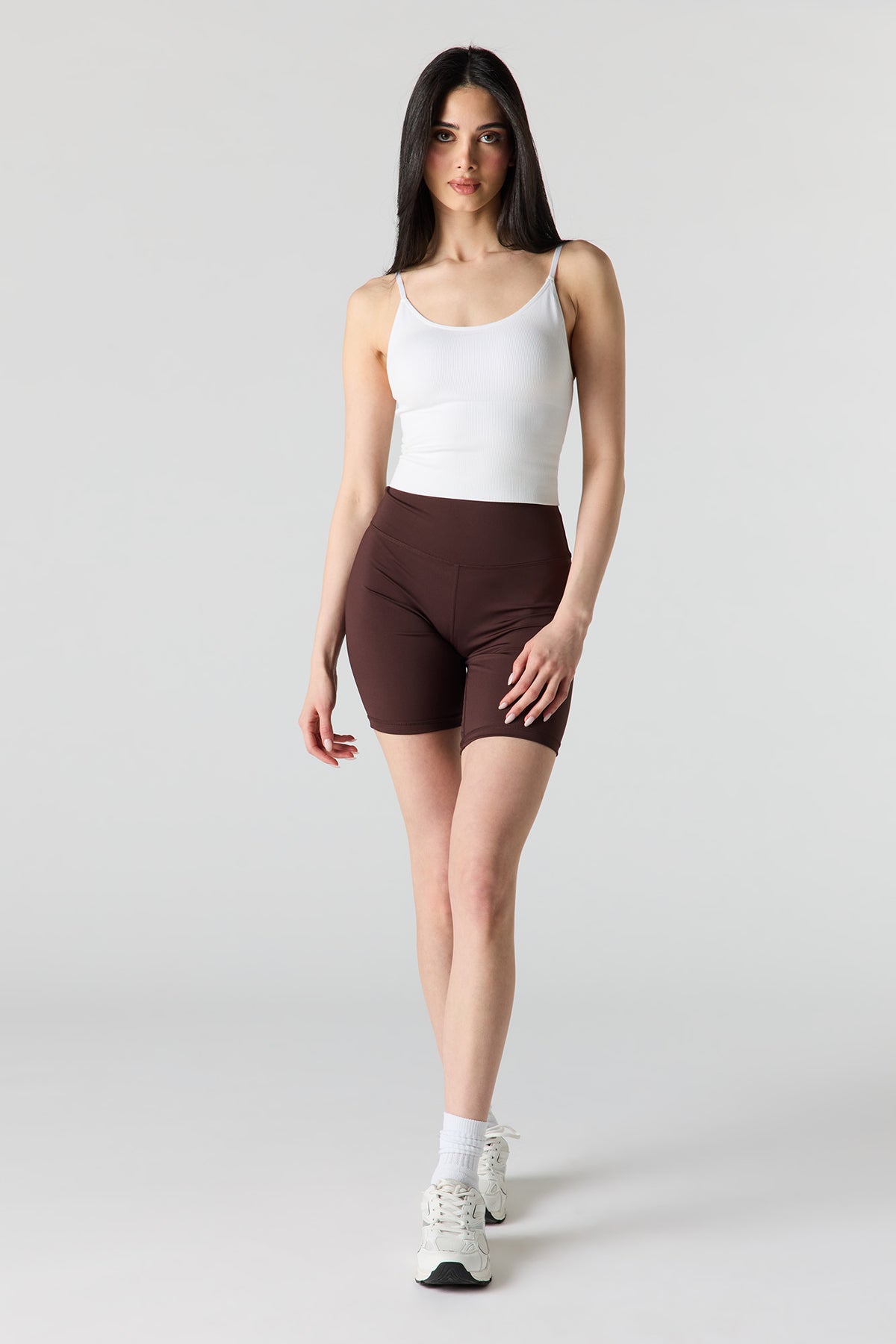 Vue alternative 3. Short Active haute densité 7 po