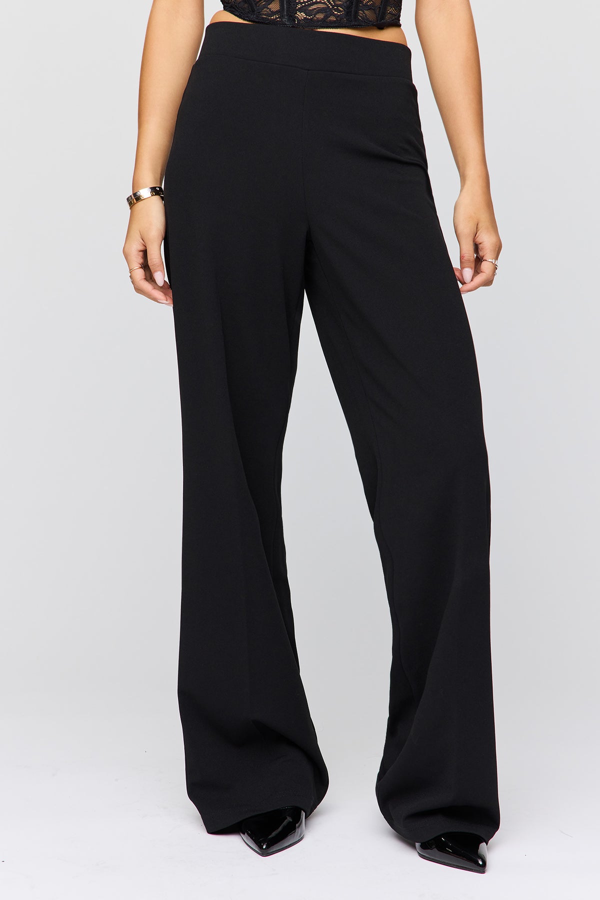 Vue alternative 2. Pantalon habillé à jambe droite