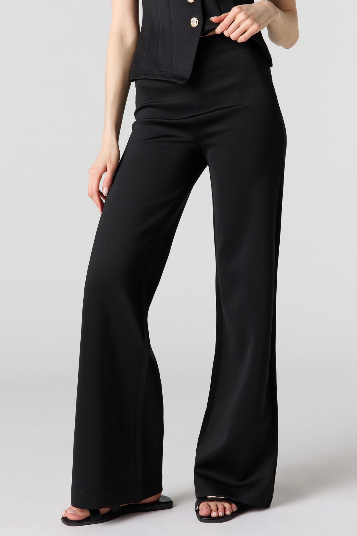 Vue alternative 2. Pantalon habillé à jambe large en scuba