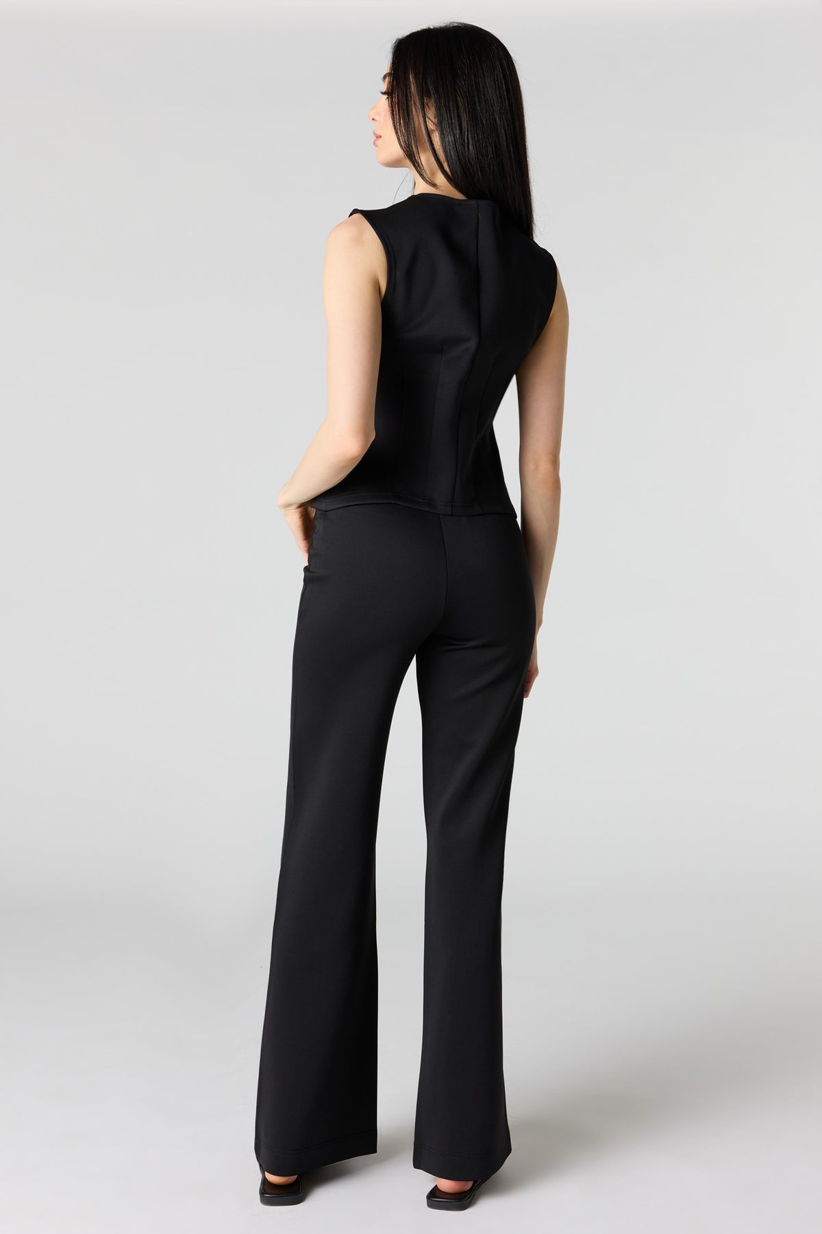 Vue alternative 3. Pantalon habillé à jambe large en scuba