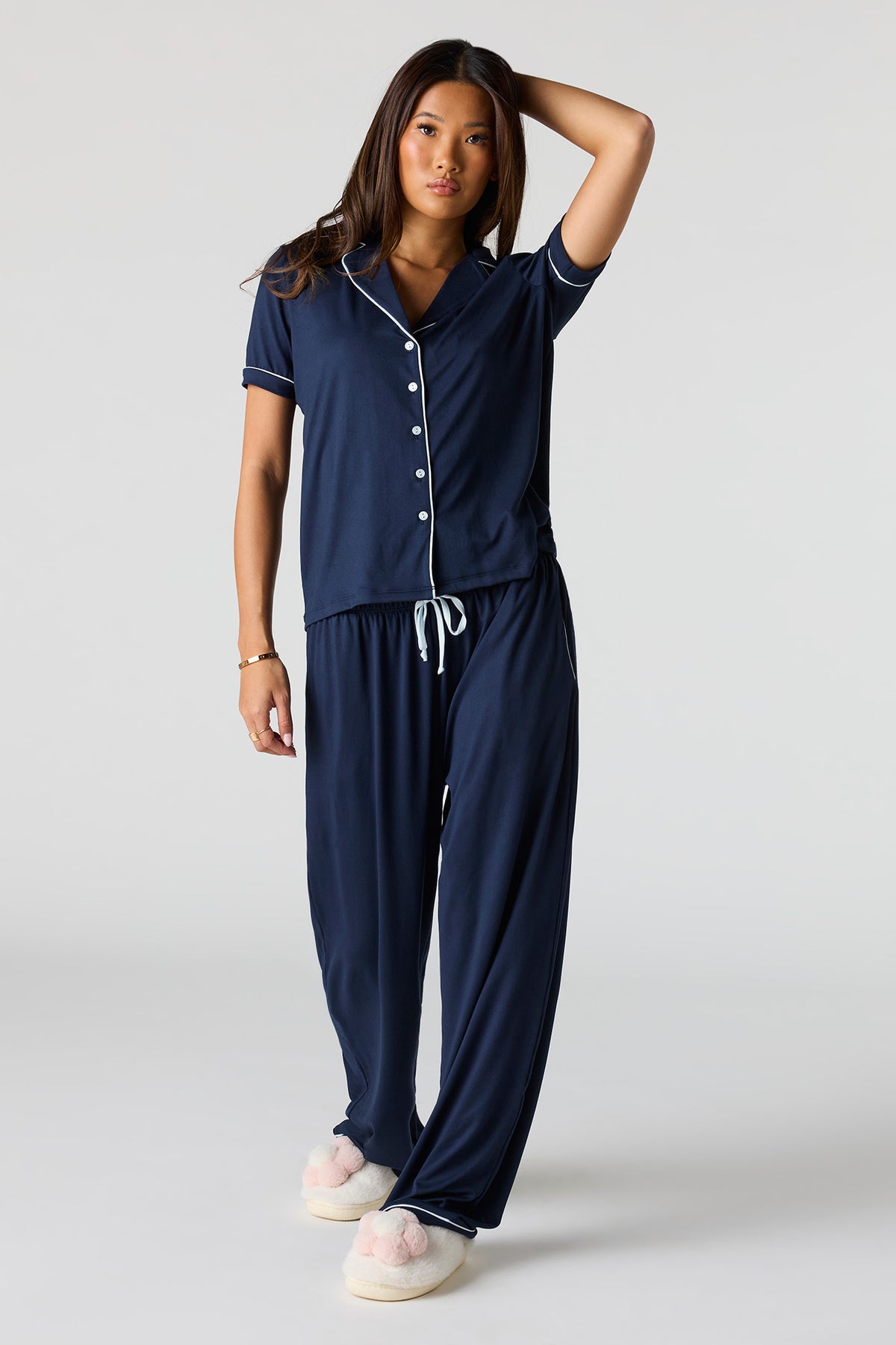 Ensemble pyjama avec haut boutonné doux et pantalon