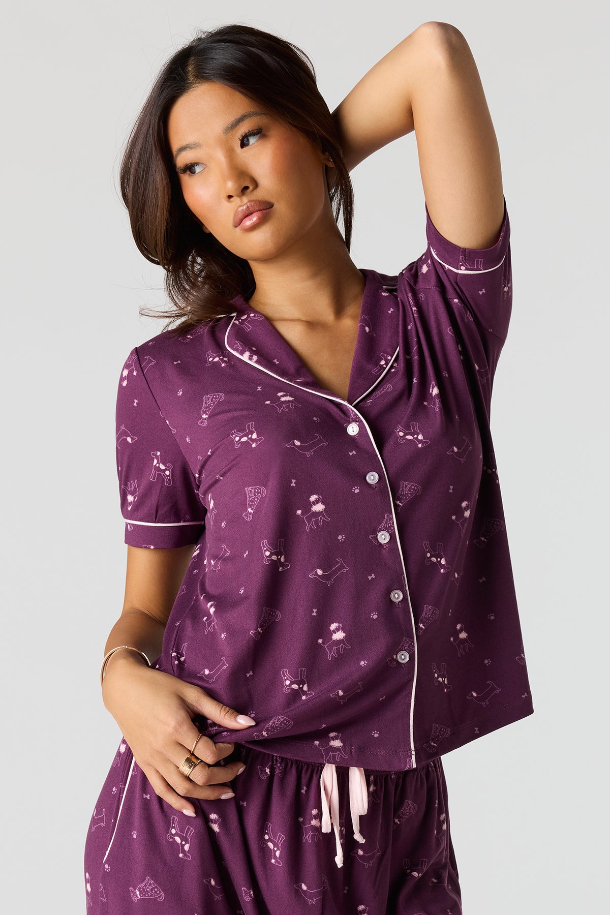 Vue alternative 2. Ensemble pyjama avec haut boutonné doux et pantalon