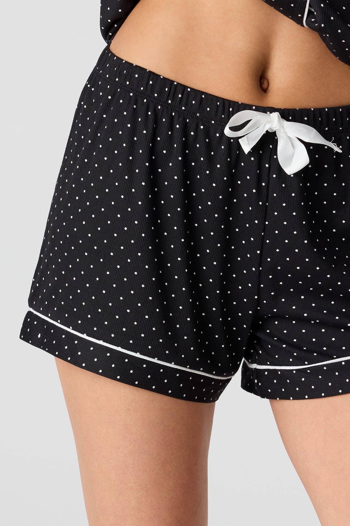 Alt View 4. Printed Button-Up Top & Short Pajama Set - Black