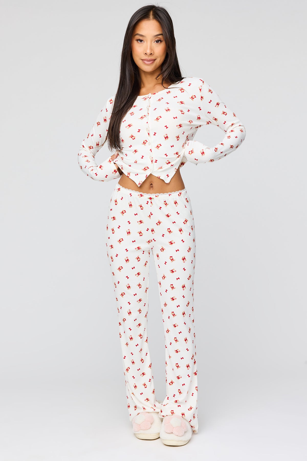 Ensemble pyjama avec haut boutonné côtelé et pantalon