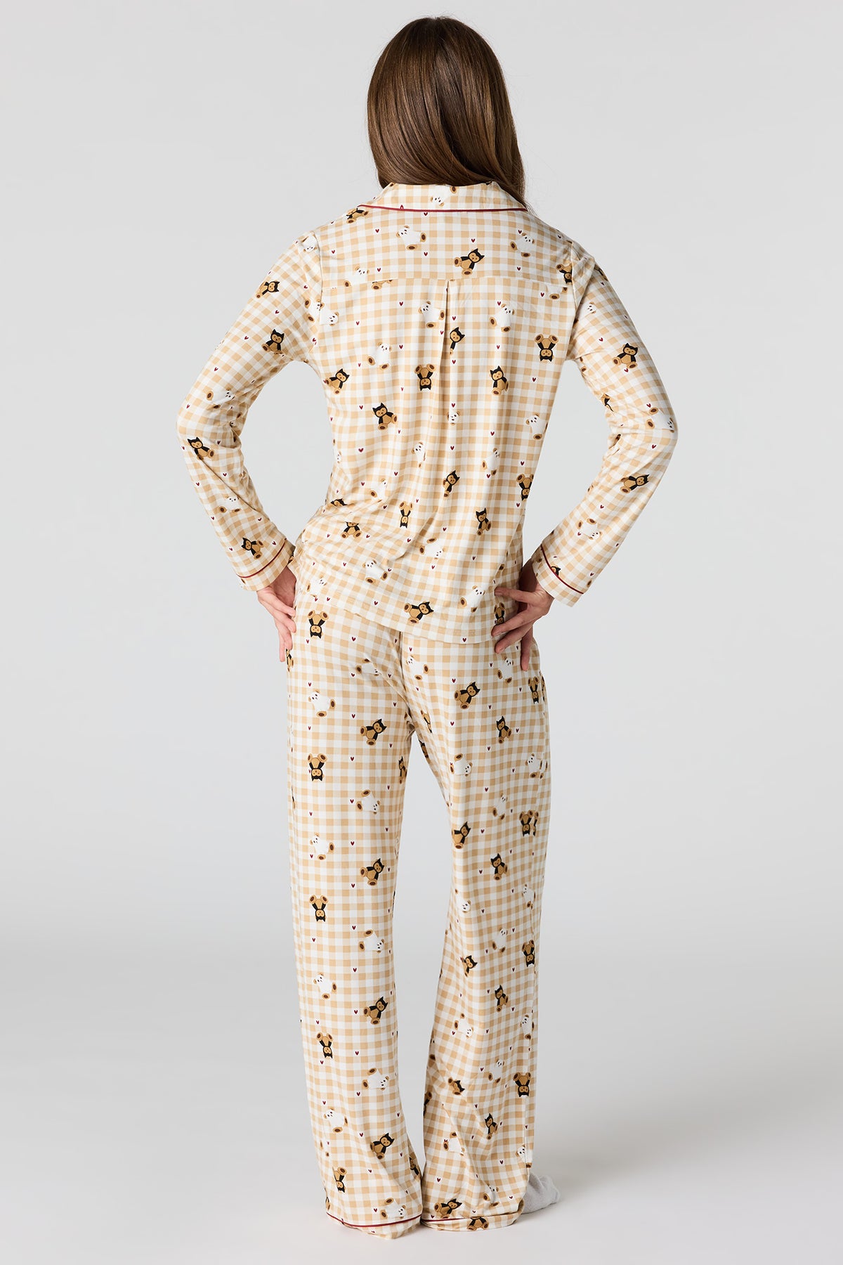 Vue alternative 4. Ensemble pyjama avec haut boutonné à imprimé Halloween et pantalon