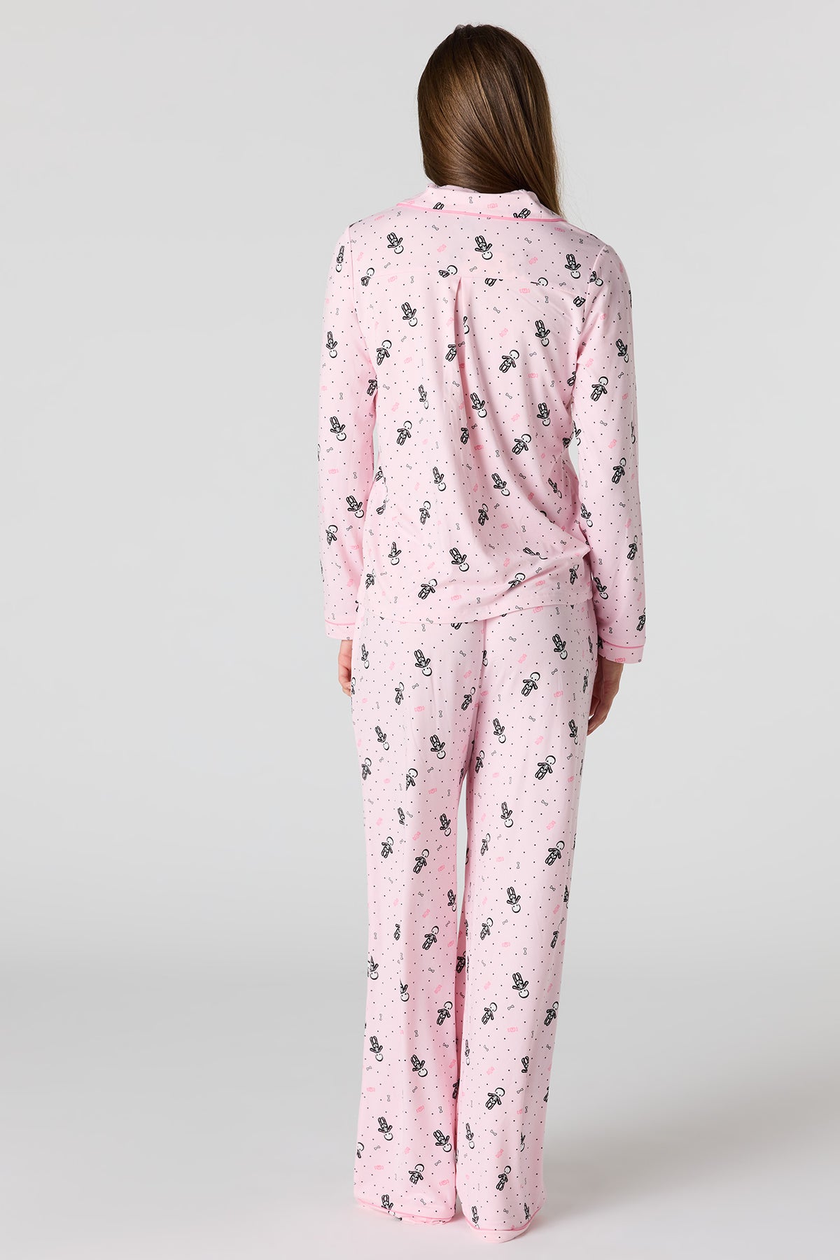 Vue alternative 4. Ensemble pyjama avec haut boutonné à imprimé Halloween et pantalon