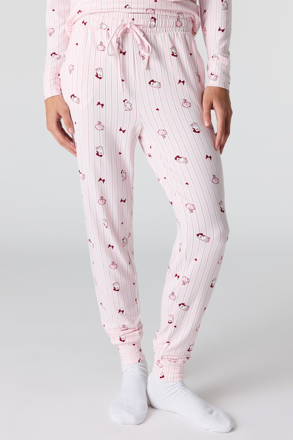 Vue alternative 3. Ensemble pyjama avec haut à imprimé Halloween et pantalon