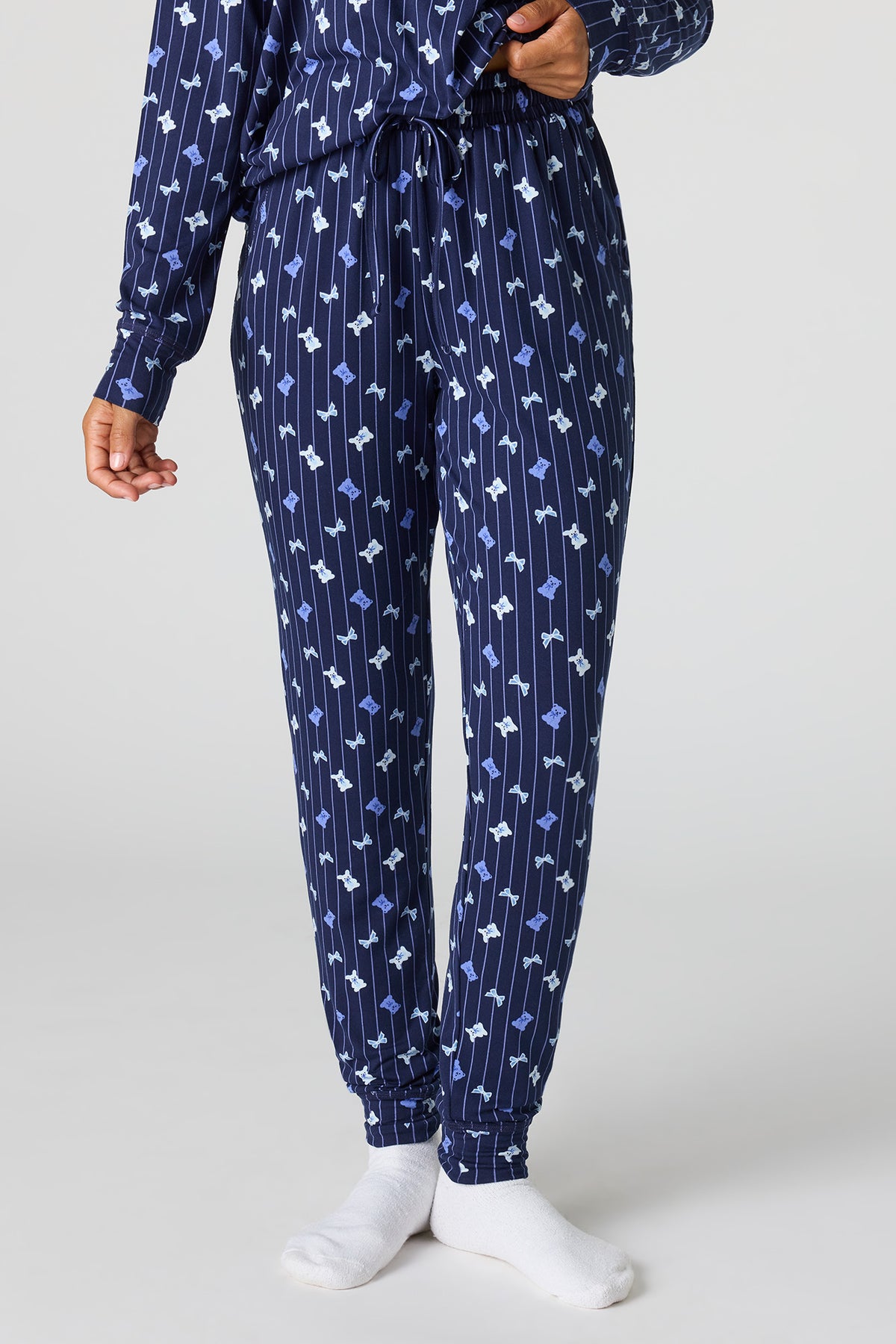 Alt View 3. Printed Long Sleeve Top & Pant Pajama Set - Navy