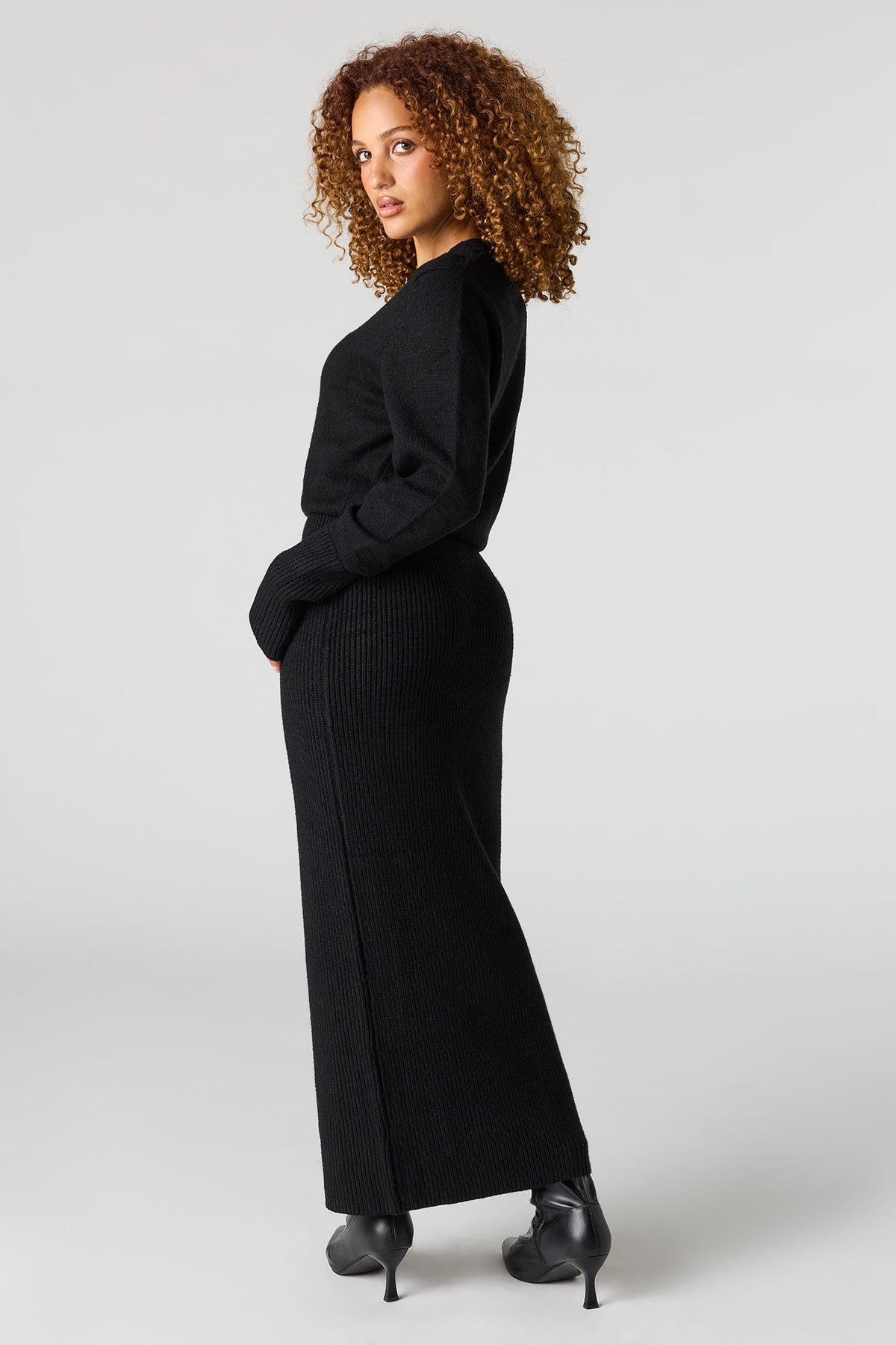 Alt View 3. Long Sleeve Maxi Sweater Dress - Black