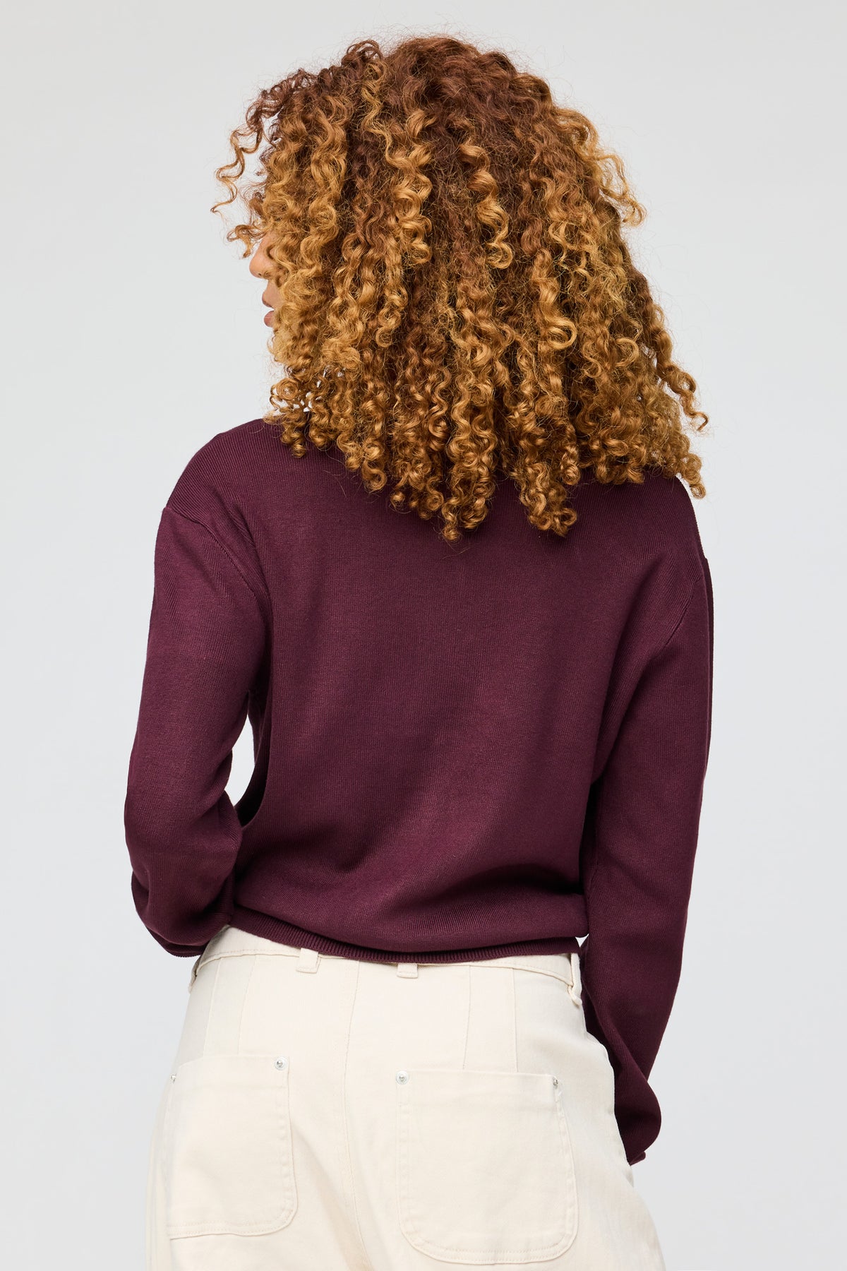 Vue alternative 2. Cardigan boutonné en tricot côtelé