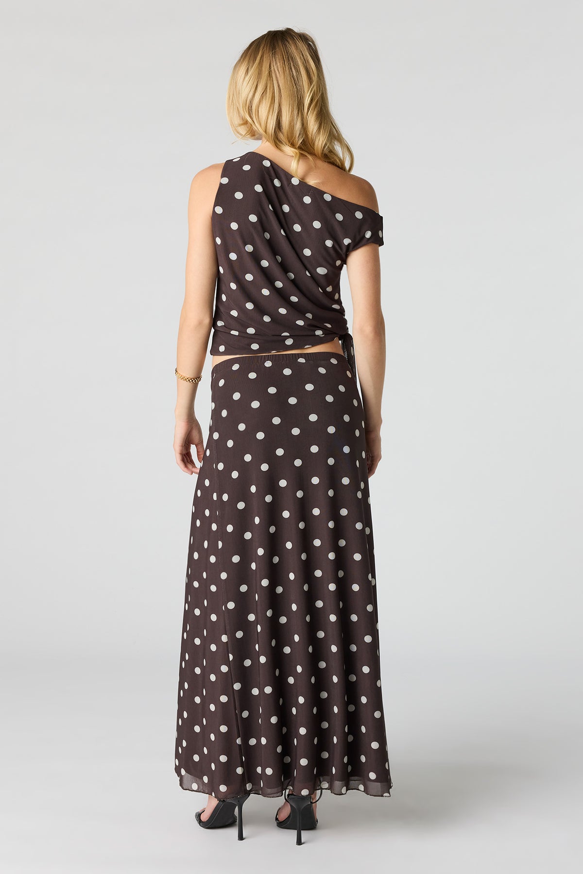 Vue alternative 3. Jupe maxi en filet avec fente