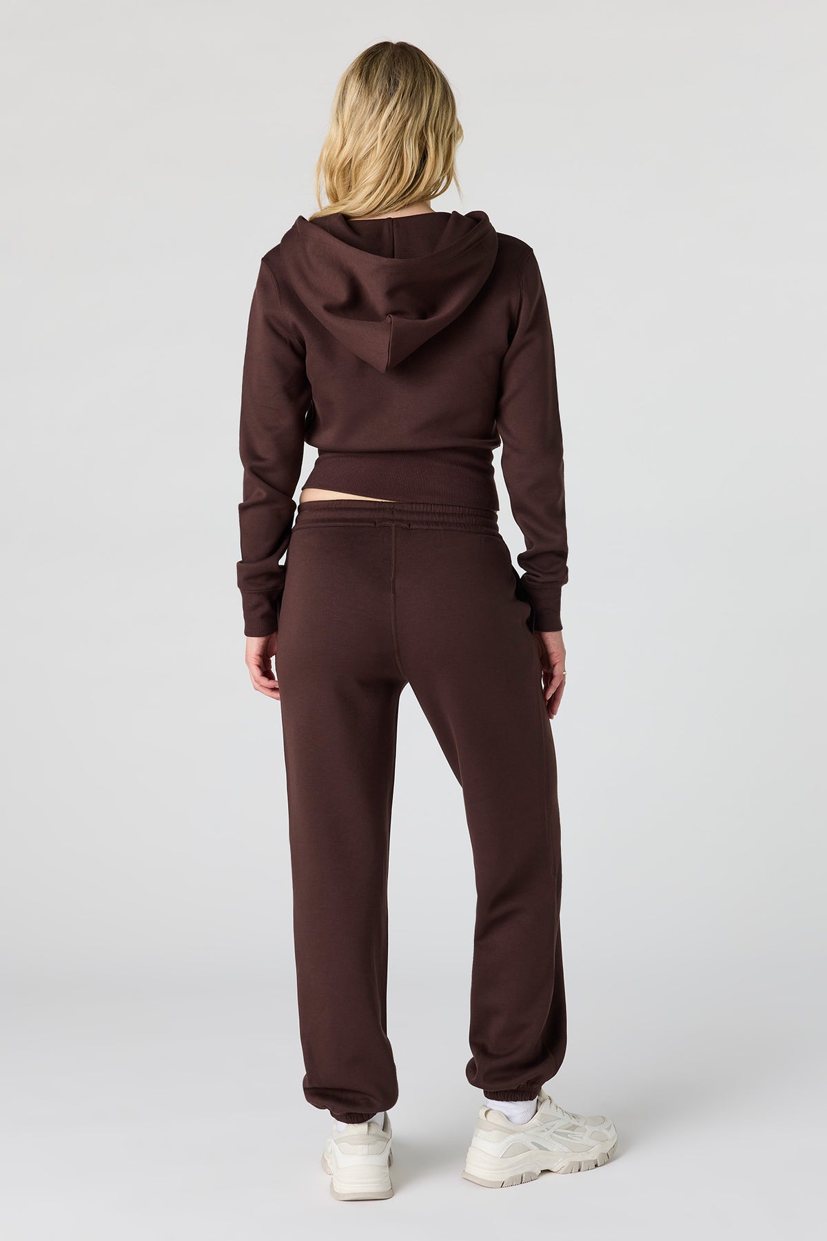 Vue alternative 3. Jogger en scuba de luxe
