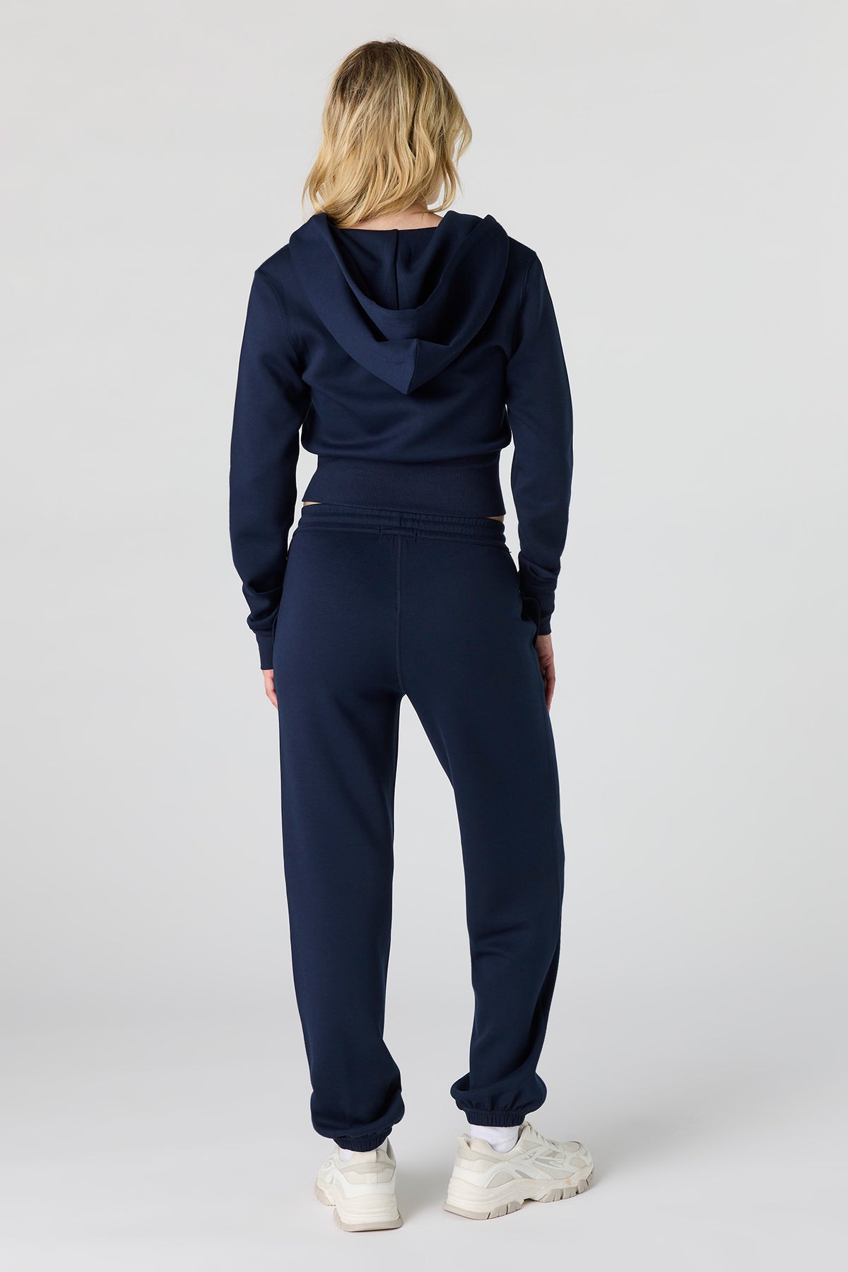 Vue alternative 3. Jogger en scuba de luxe