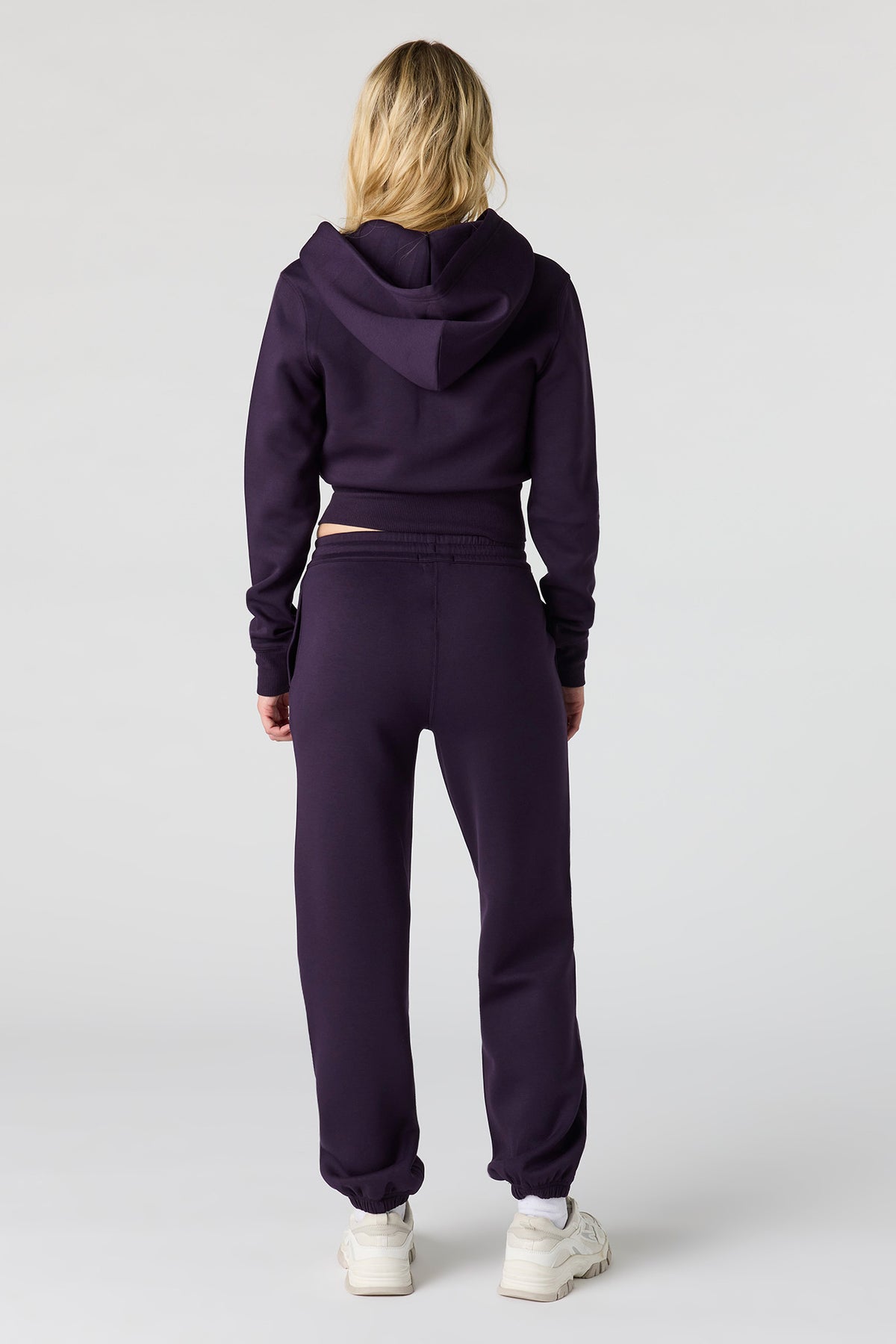 Alt View 3. Luxe Scuba Jogger - Plum