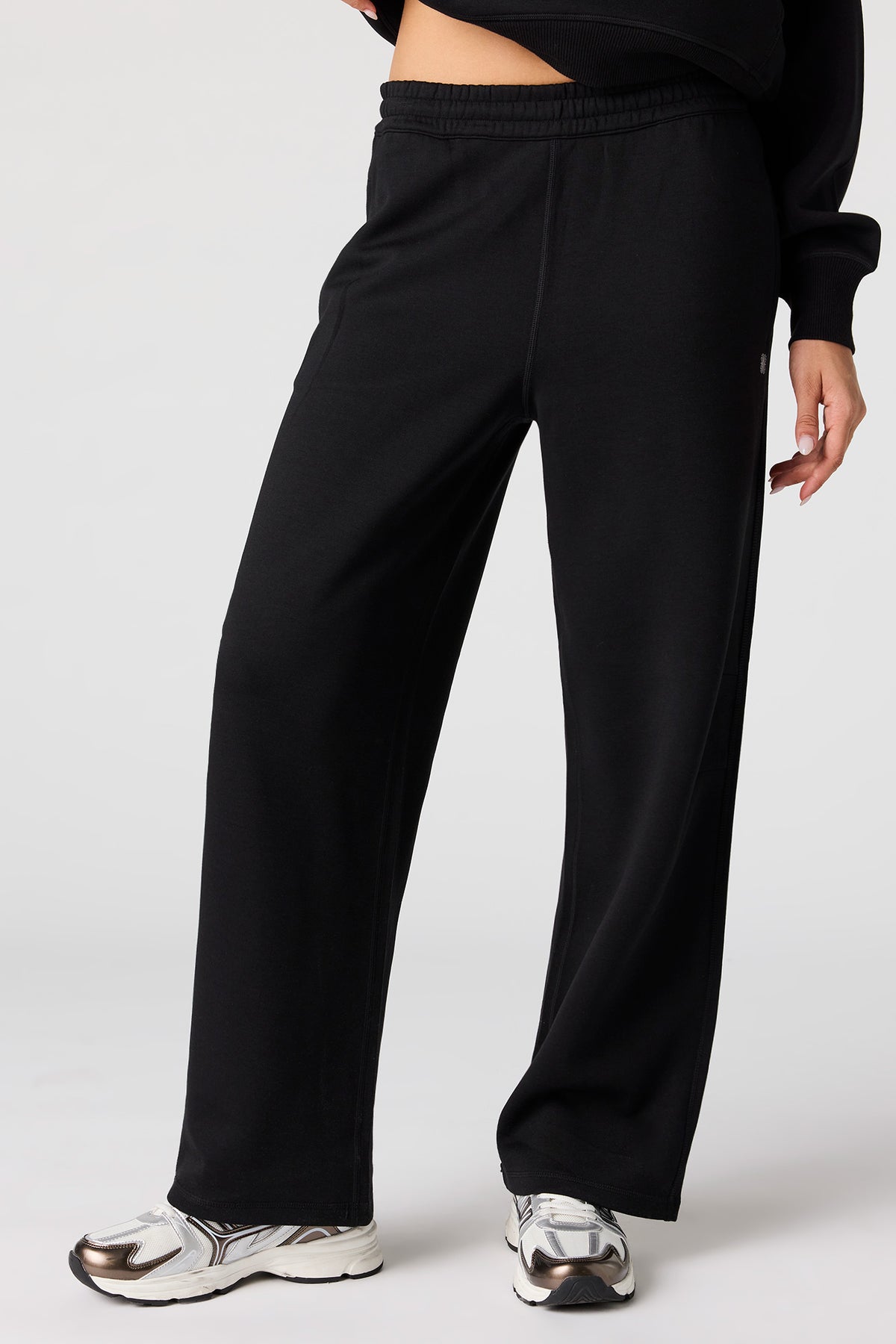 Alt View 2. Luxe Scuba Wide Leg Pant - Black