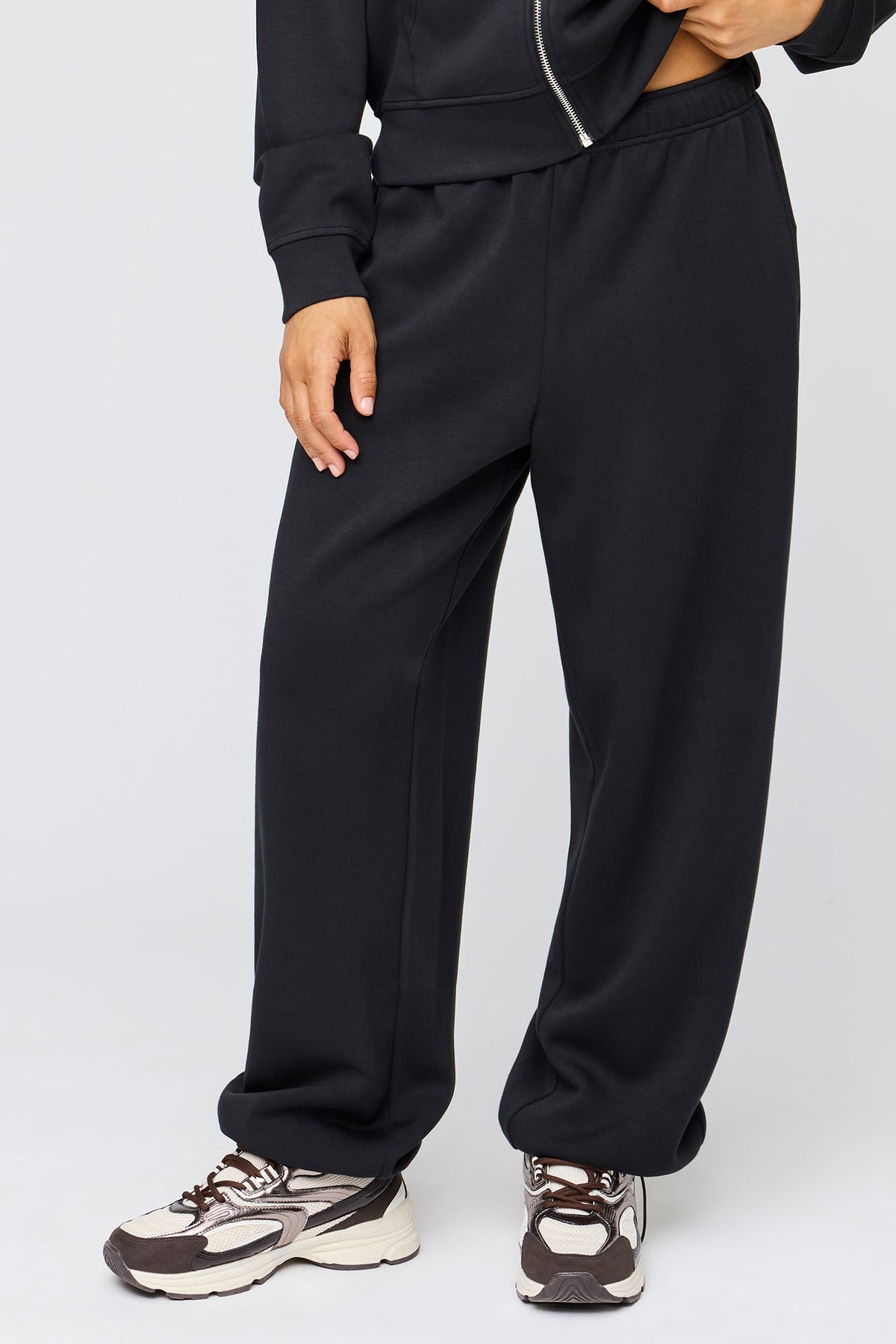 Vue alternative 2. Jogger en scuba de luxe