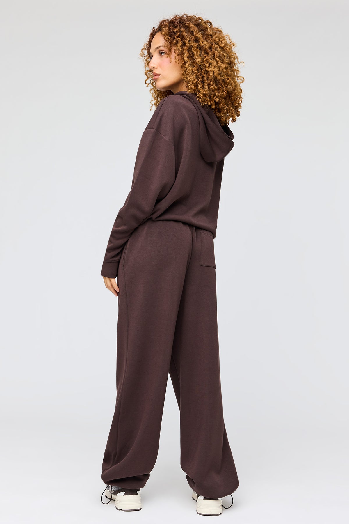Vue alternative 3. Jogger en scuba de luxe