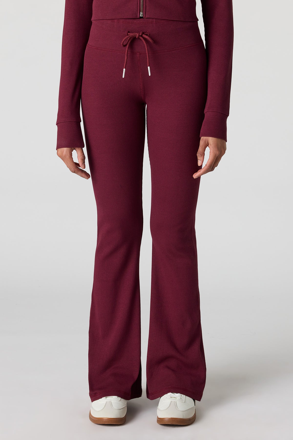 Vue alternative 2. Pantalon côtelé à jambe droite