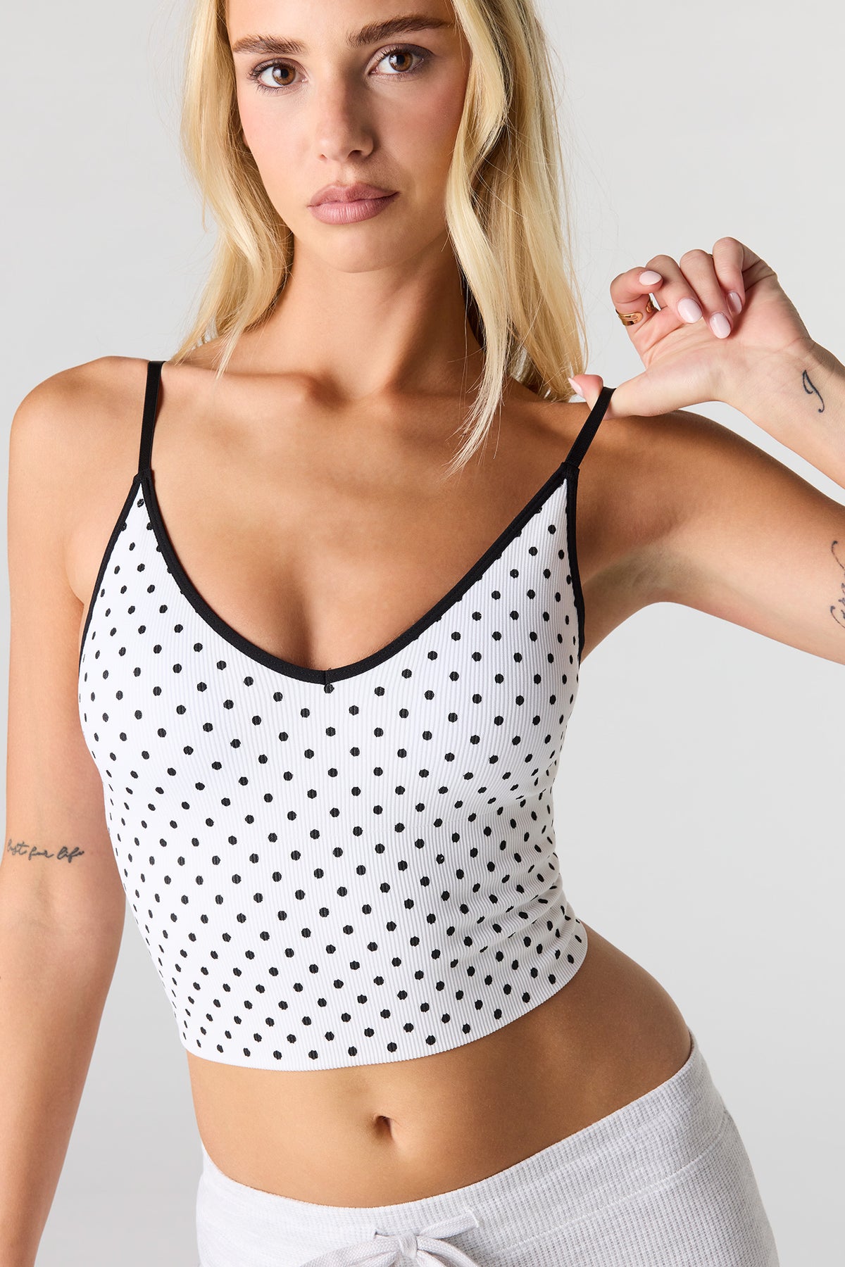 Débardeur côtelé sans couture à encolure en V