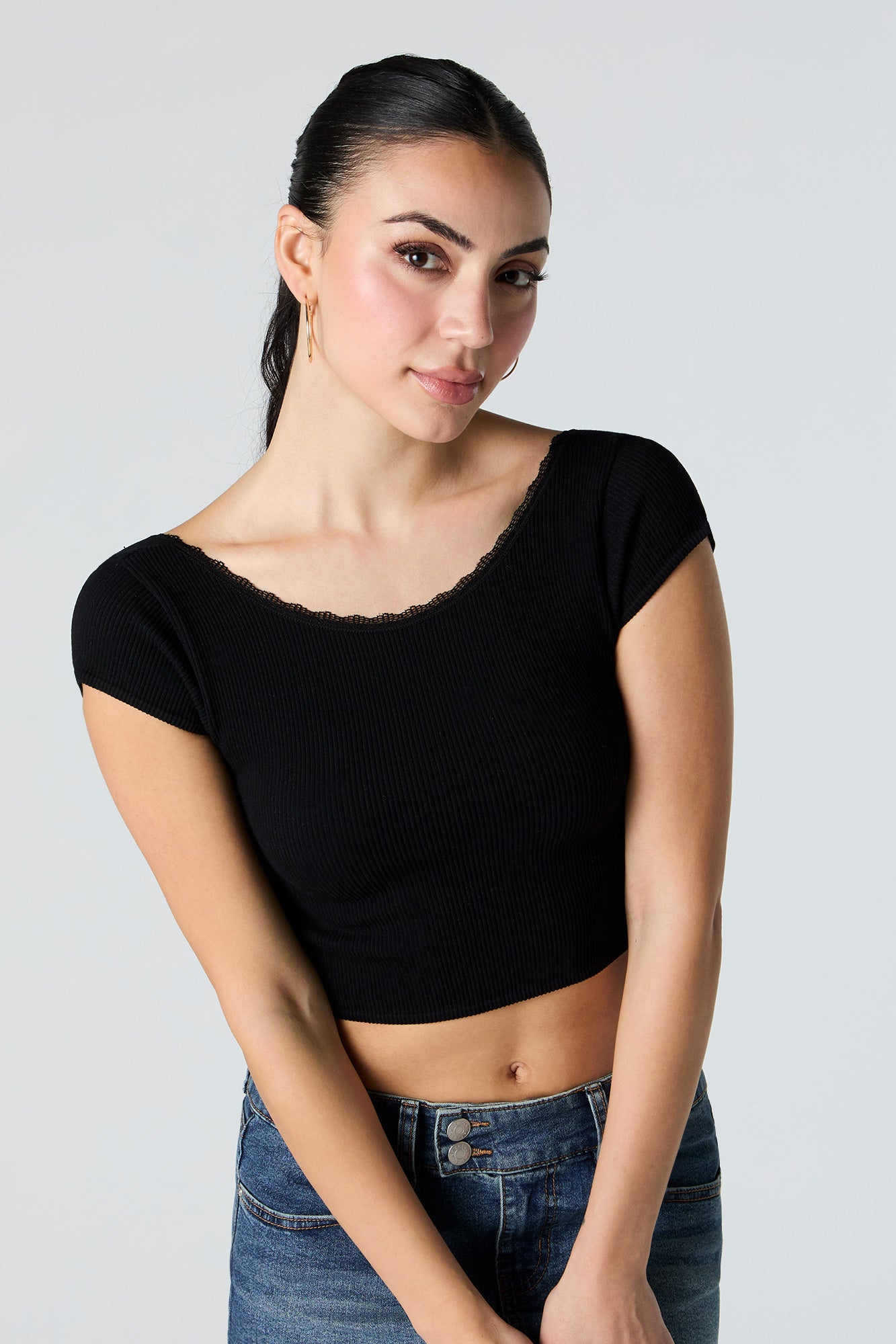 Ribbed Lace Trim Short Sleeve Top