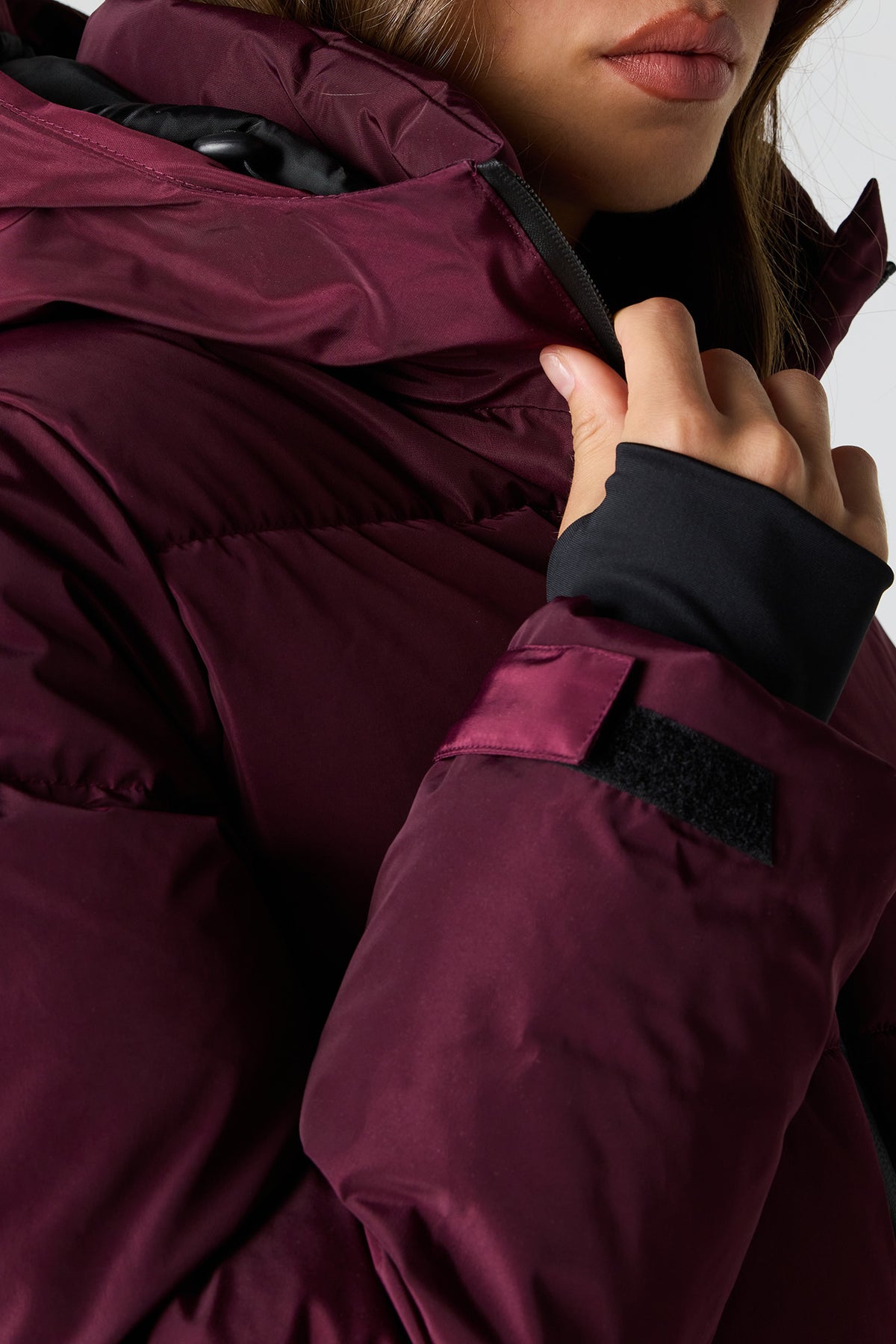 Alt View 4. Hooded Puffer Jacket - Plum