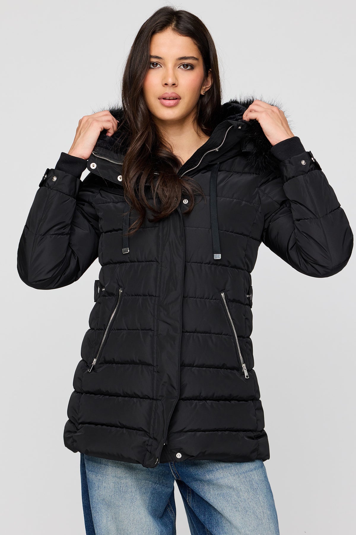 Blouson bouffant matelassé avec liséré de similifourrure