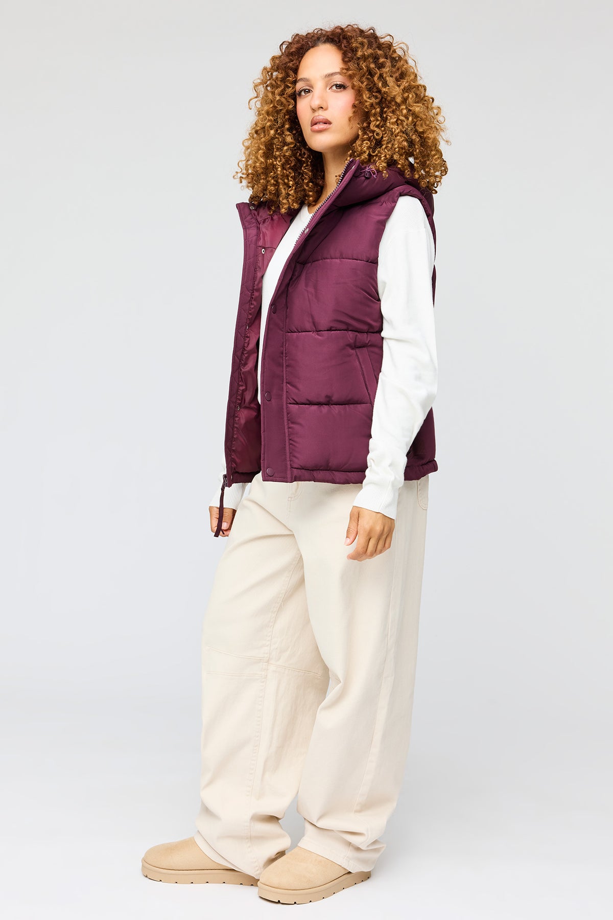 Vue alternative 3. Veste bouffante à capuchon